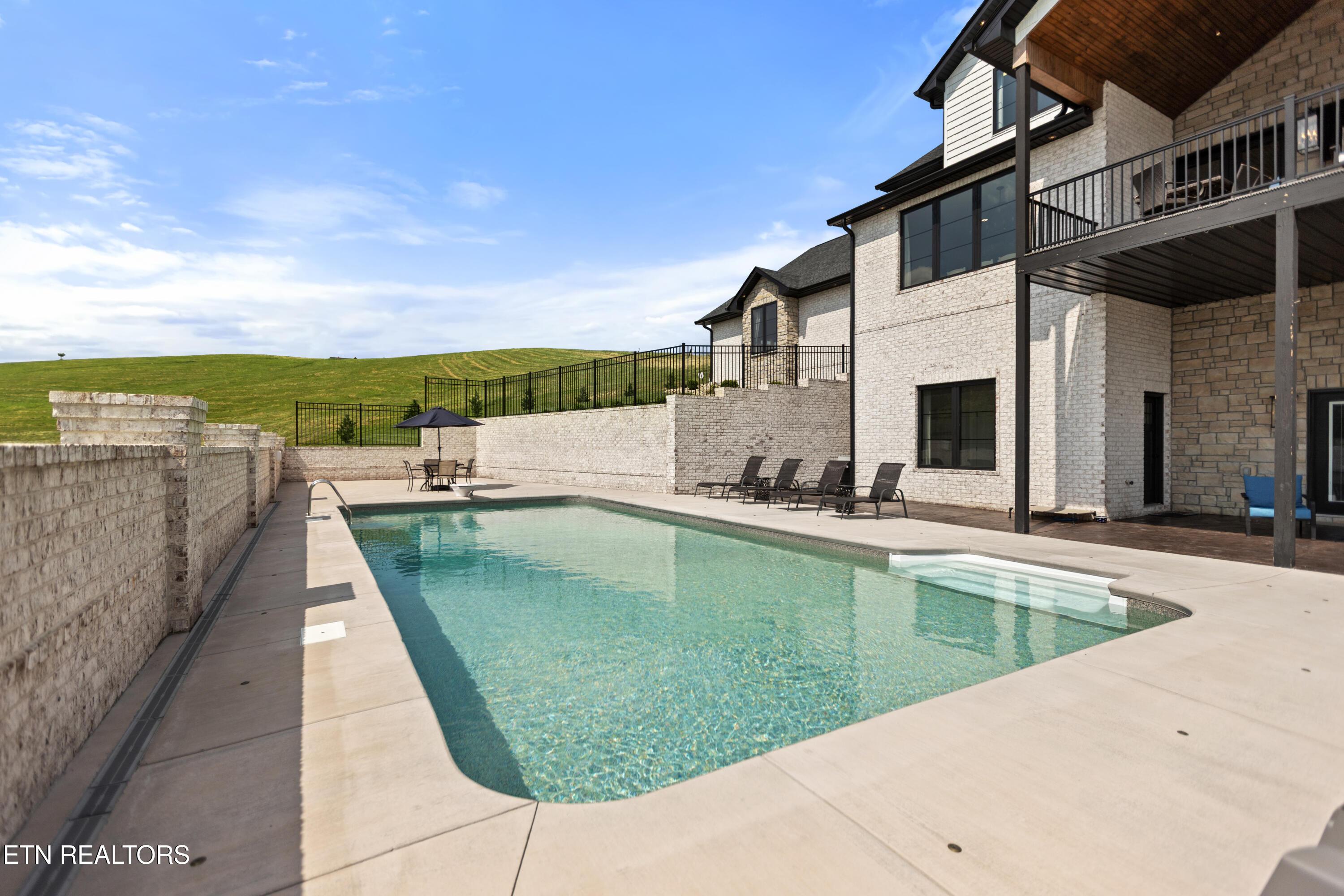 888 Smokey Quartz Blvd Blvd, New Tazewell, TN - Norris Lake Real Estate - Image# 42