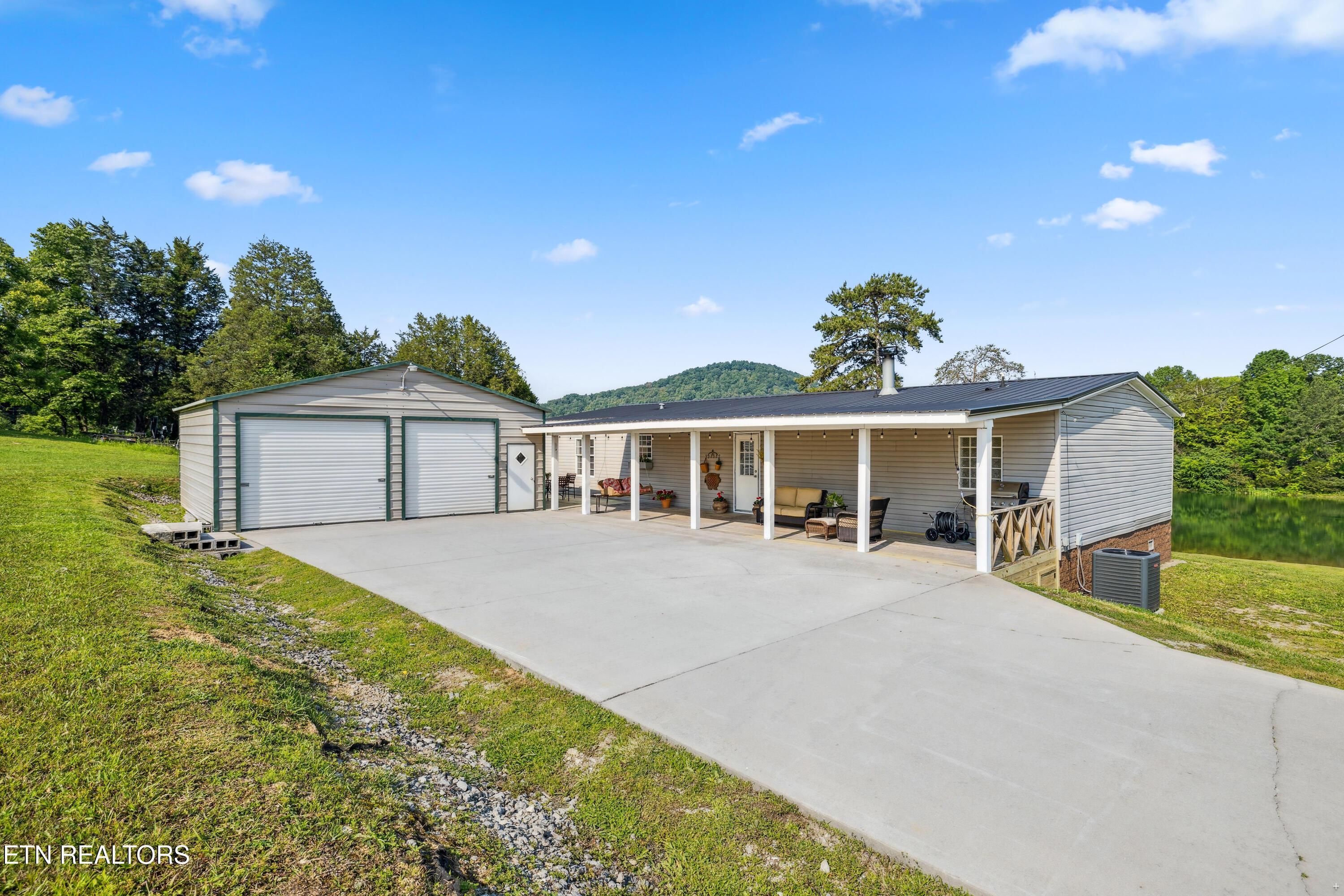 121 Lakeview Circle, Sharps Chapel, TN - Norris Lake Real Estate - Image# 4