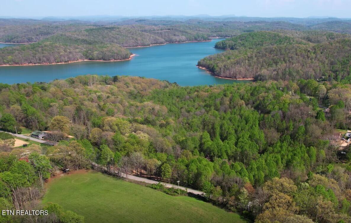 4160 Demory Rd, Lafollette, TN - Norris Lake Real Estate - Image# 3