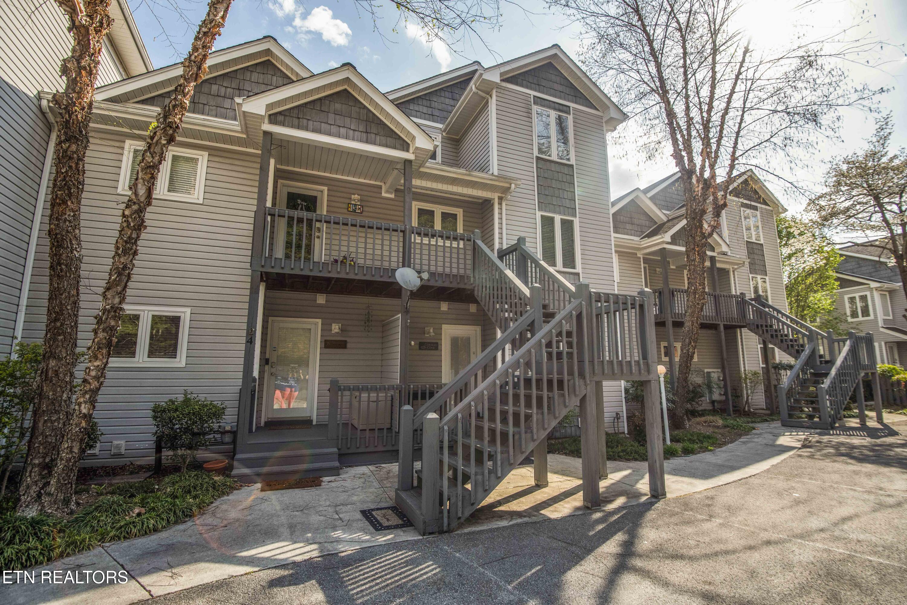 245 Doe Ln, Lafollette, TN - Norris Lake Real Estate - Image# 1