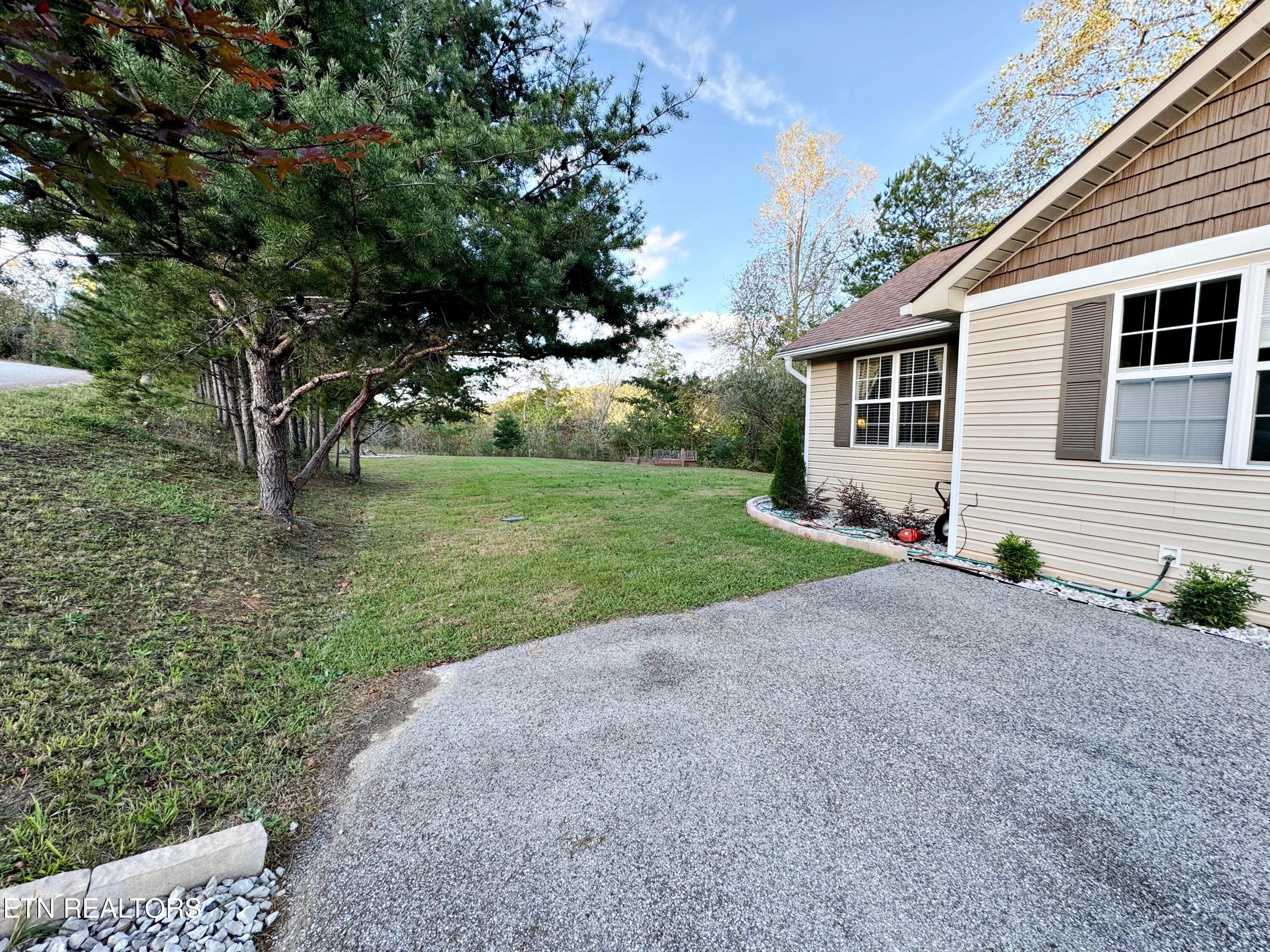 240 Mariner Point Rd, Lafollette, TN - Norris Lake Real Estate - Image# 19