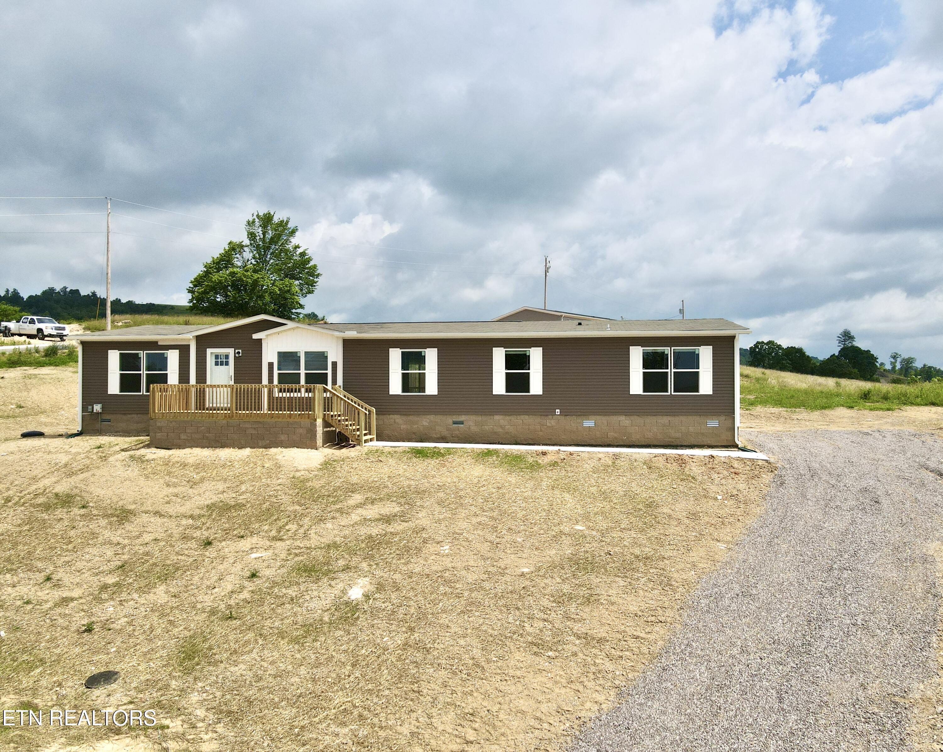 320 Perkey Way, Tazewell, TN - Norris Lake Real Estate - Image# 4