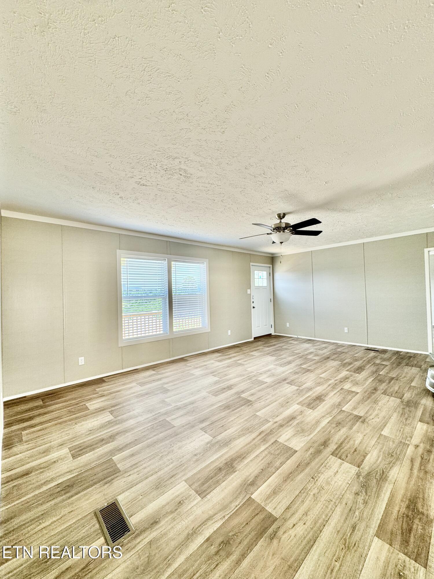 320 Perkey Way, Tazewell, TN - Norris Lake Real Estate - Image# 8