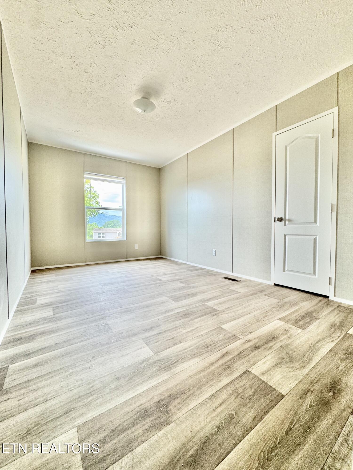 320 Perkey Way, Tazewell, TN - Norris Lake Real Estate - Image# 16