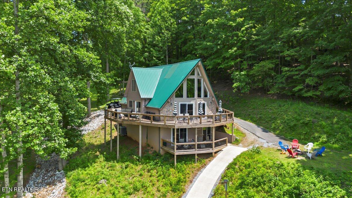 824 Deerfield Way, Lafollette, TN - Norris Lake Real Estate - Image# 2