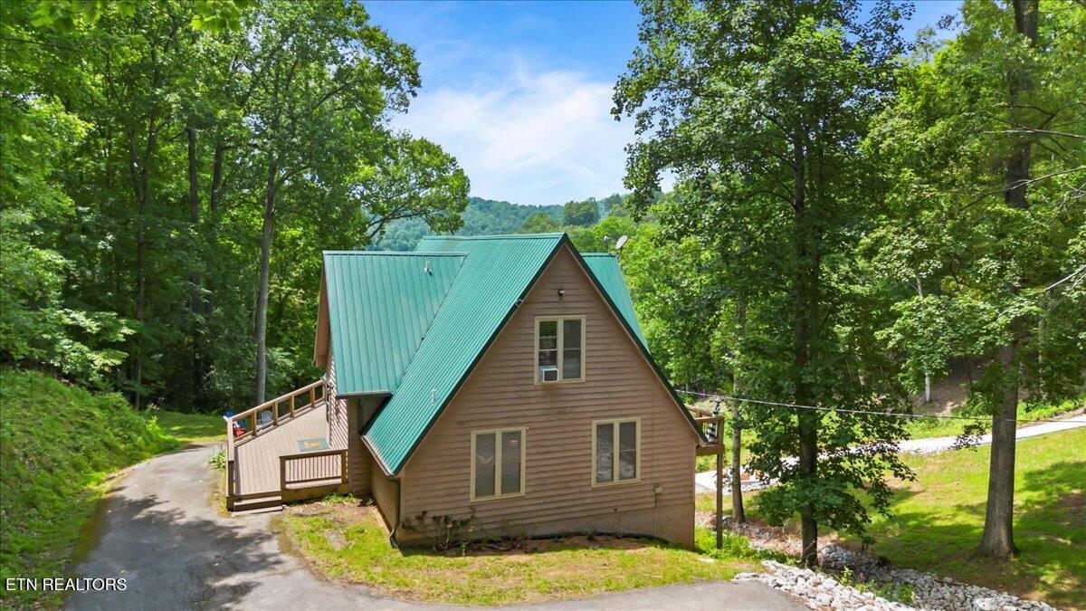 824 Deerfield Way, Lafollette, TN - Norris Lake Real Estate - Image# 5