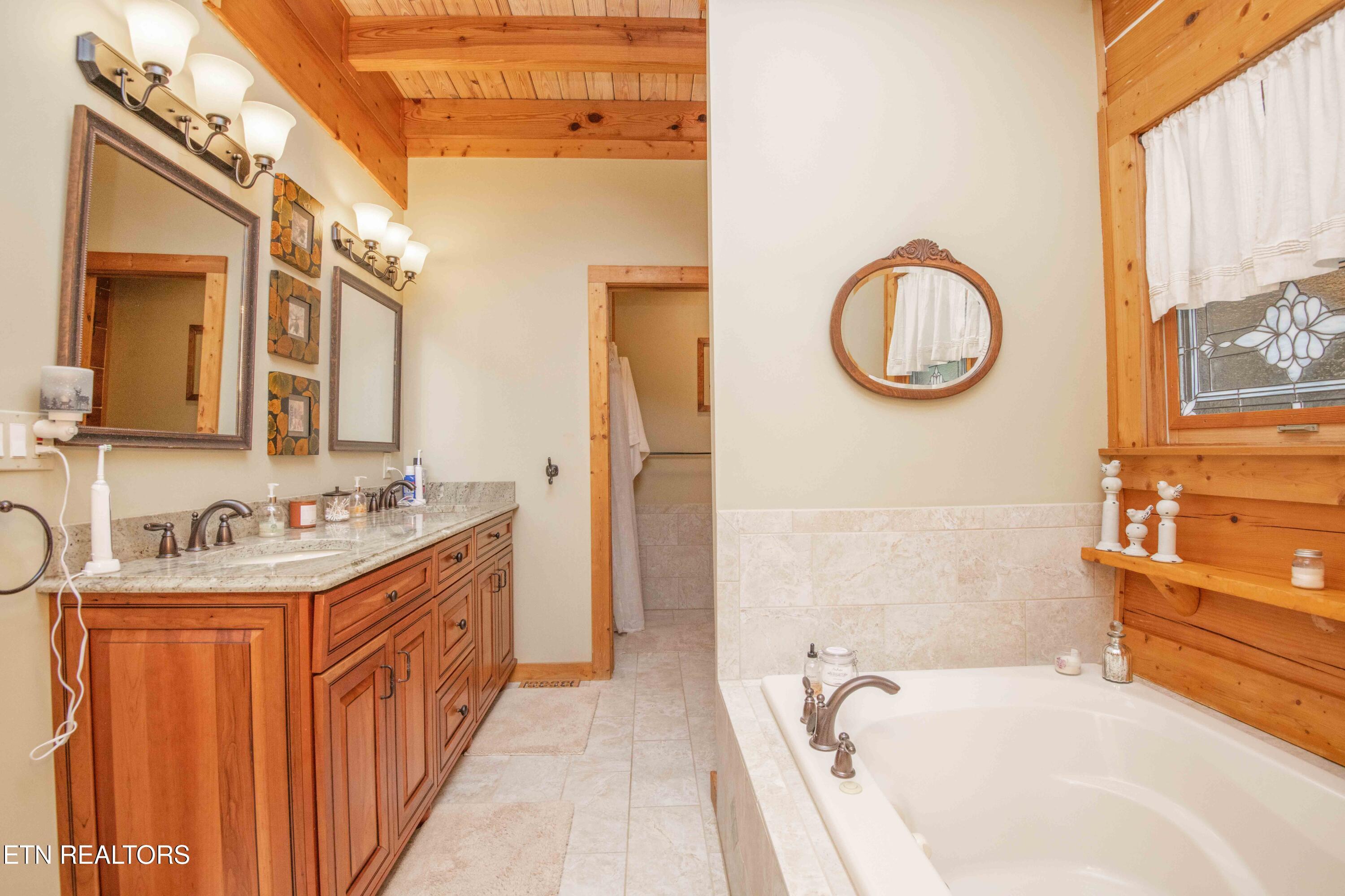 Norris Lake Real Estate - Image# 32