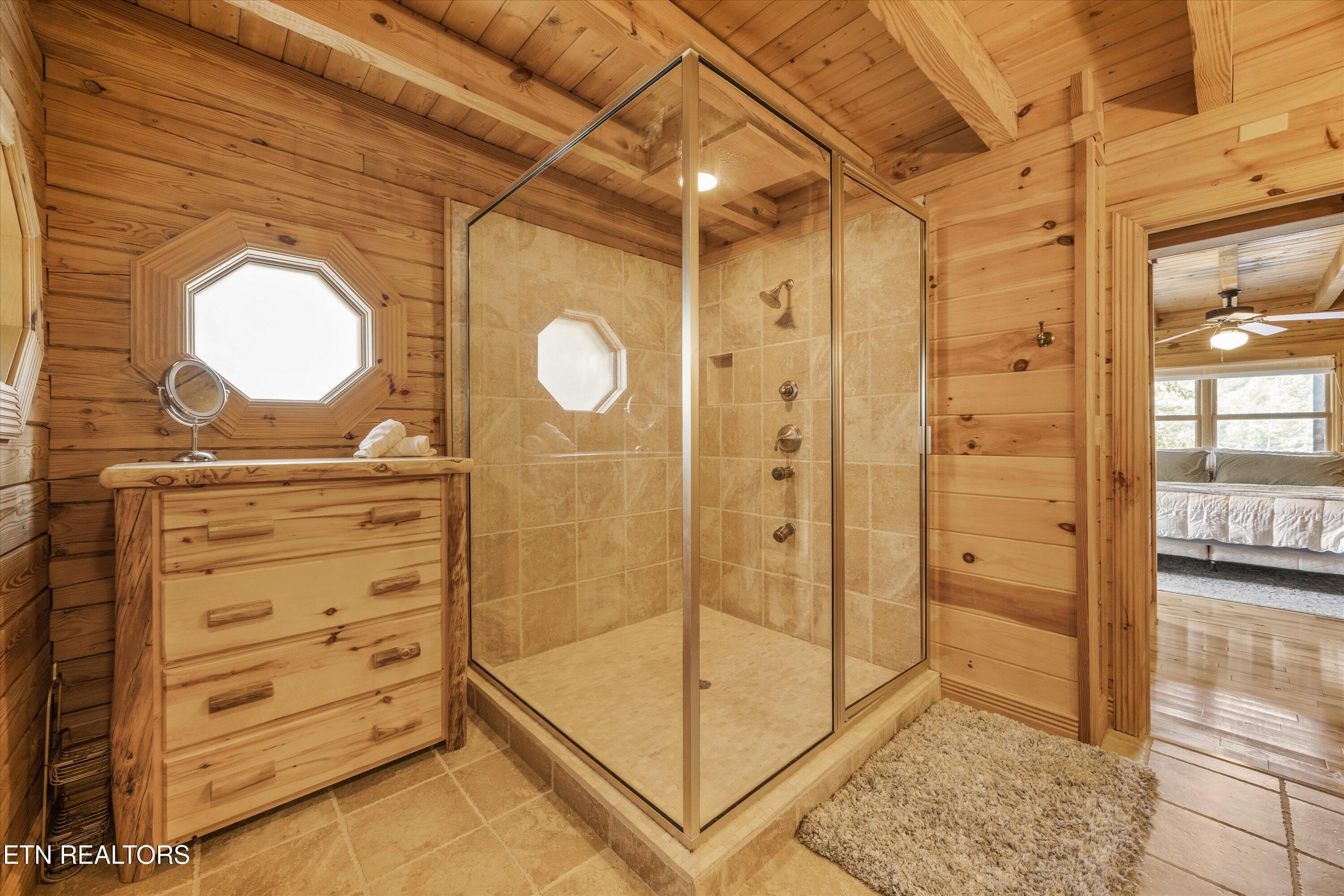 Norris Lake Real Estate - Image# 34