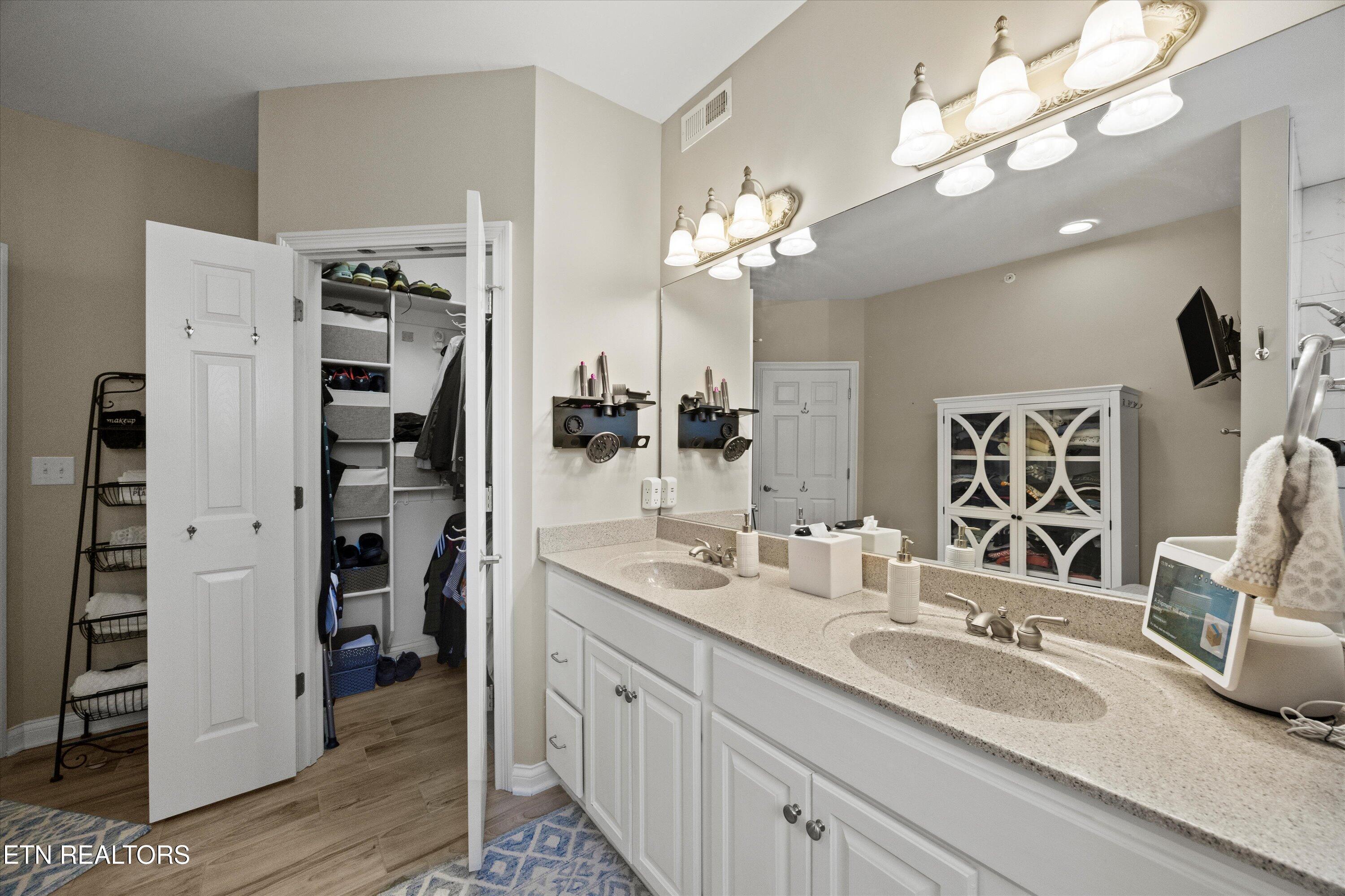 Norris Lake Real Estate - Image# 26
