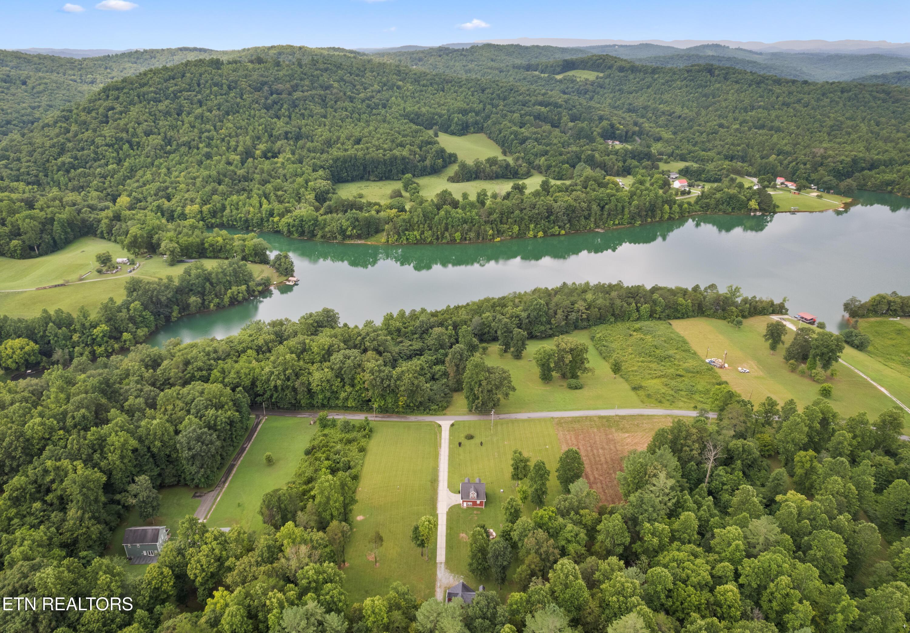 Norris Lake Real Estate - Image# 32