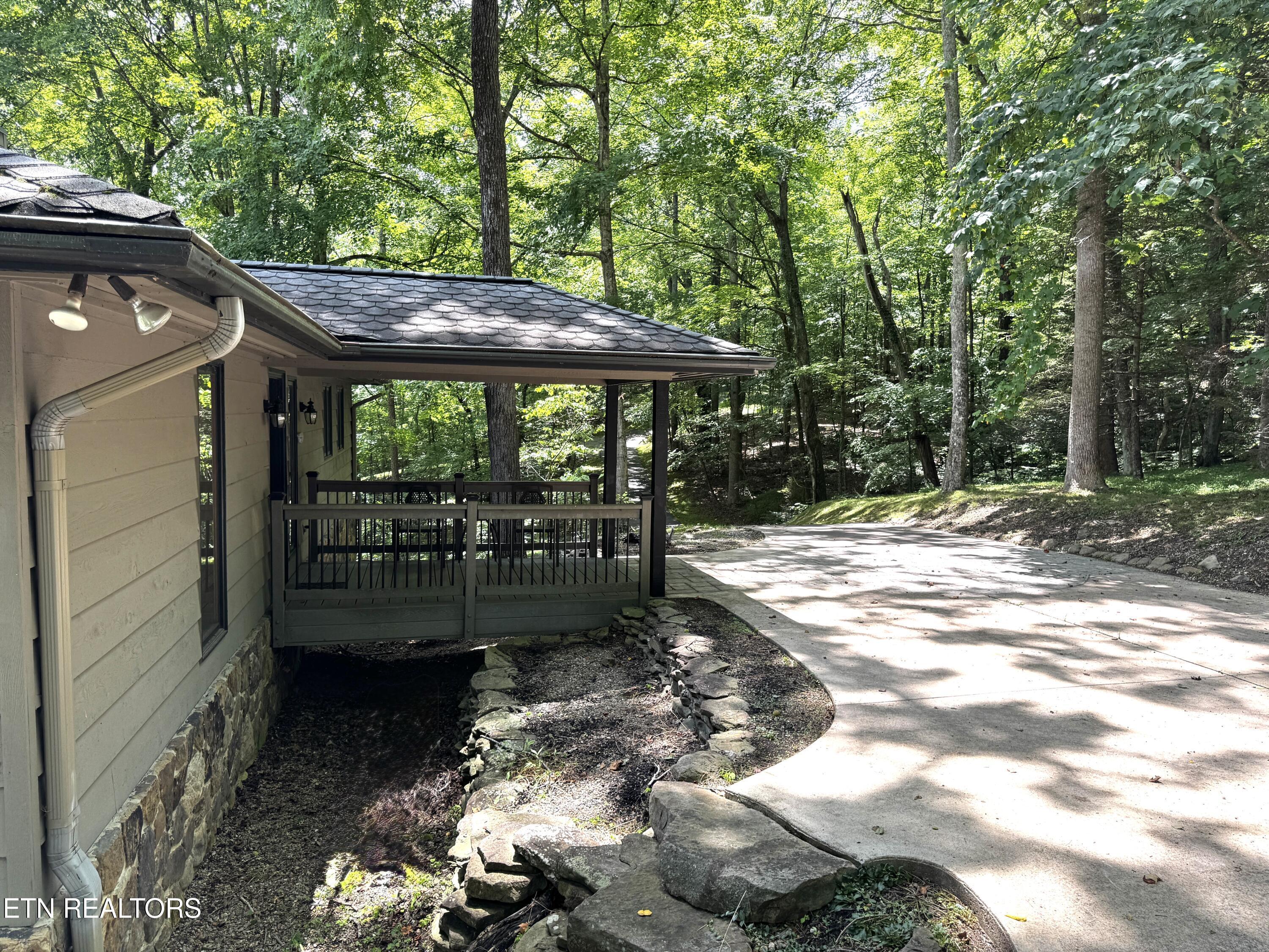 848 Cove Norris Rd, Caryville, TN - Norris Lake Real Estate - Image# 2