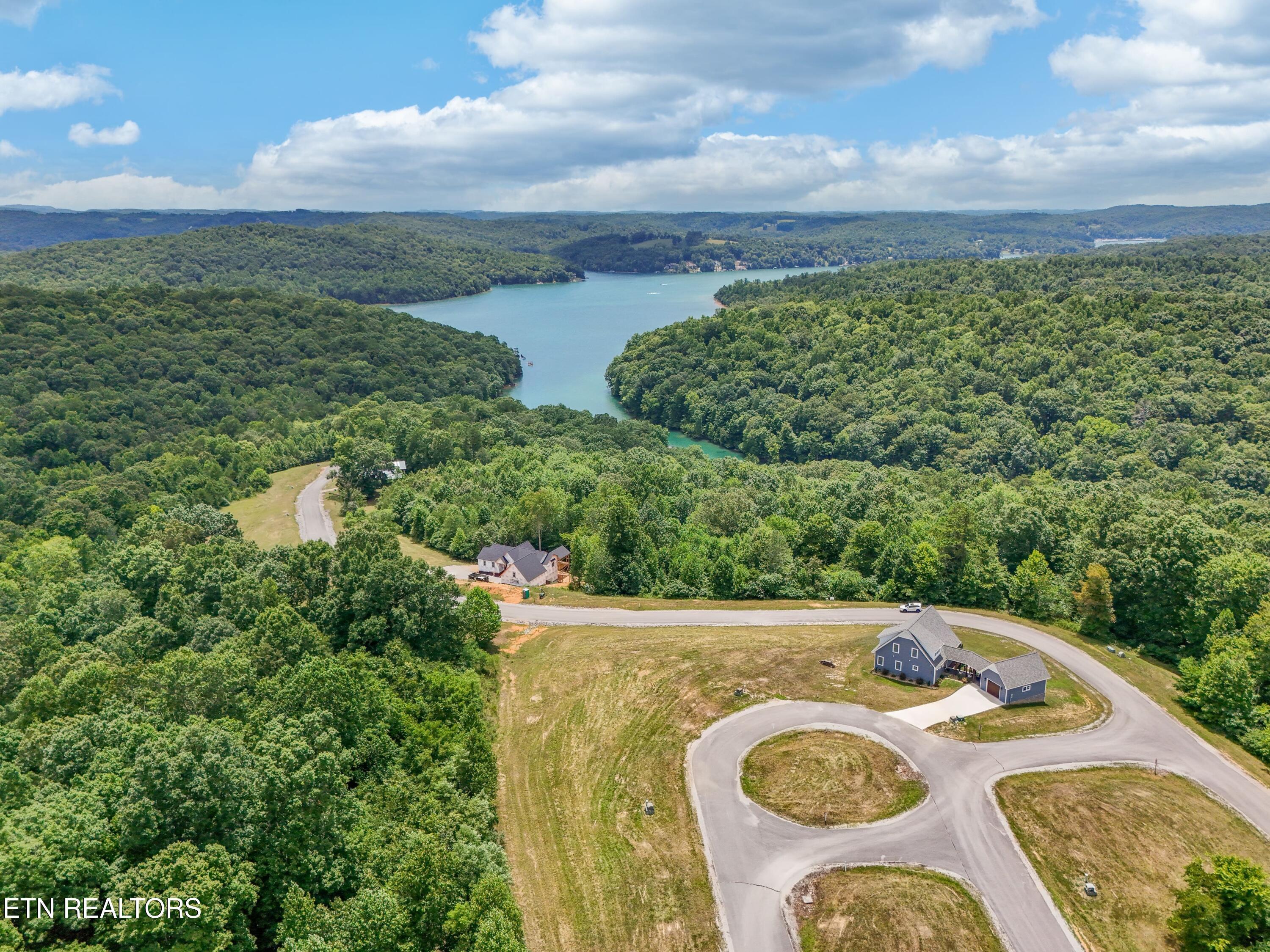 512 Cedar Gate Lane, Lafollette, TN - Norris Lake Real Estate - Image# 10