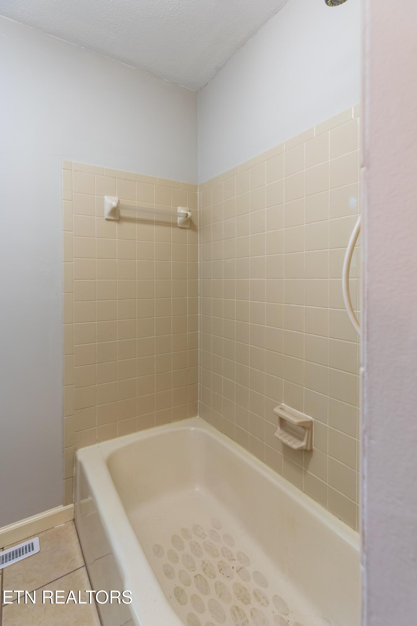 Norris Lake Real Estate - Image# 43