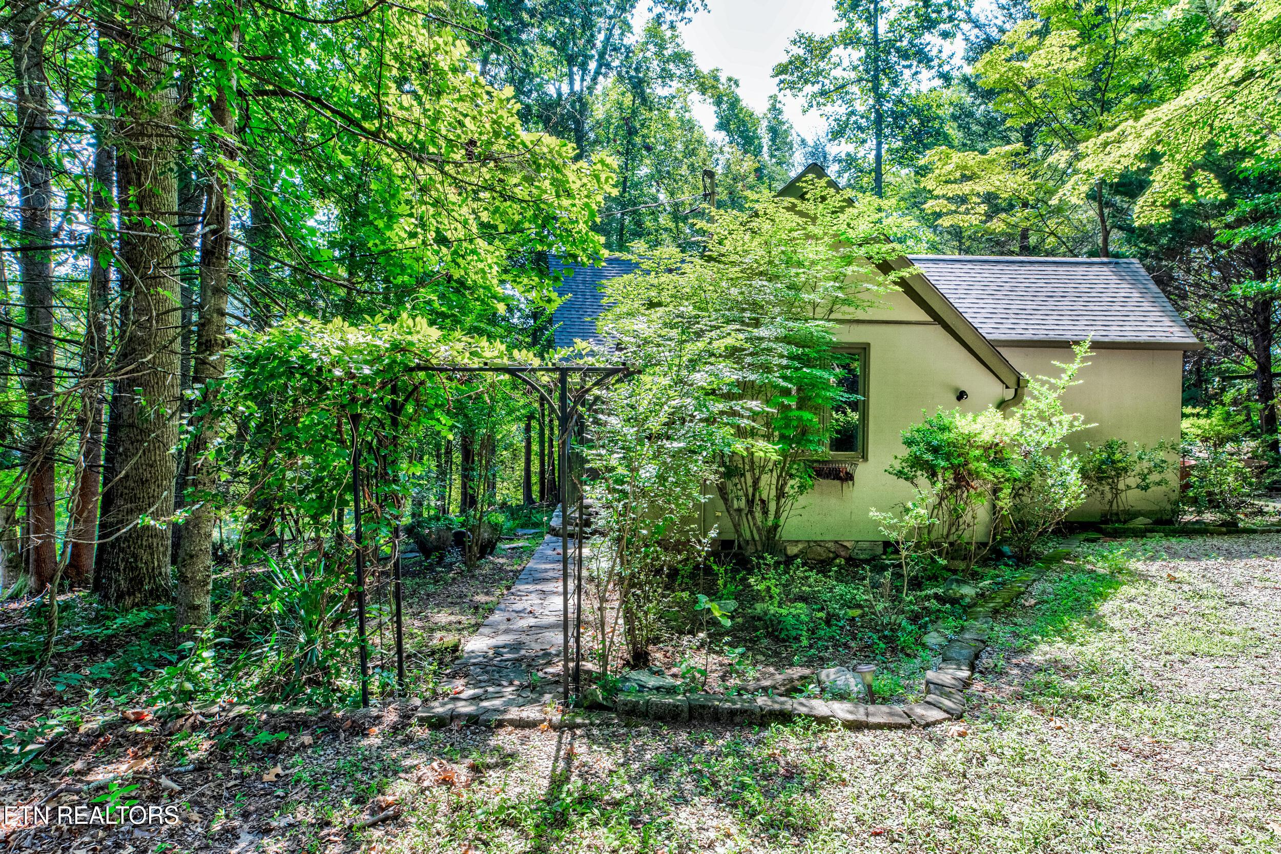 Norris Lake Real Estate - Image# 3