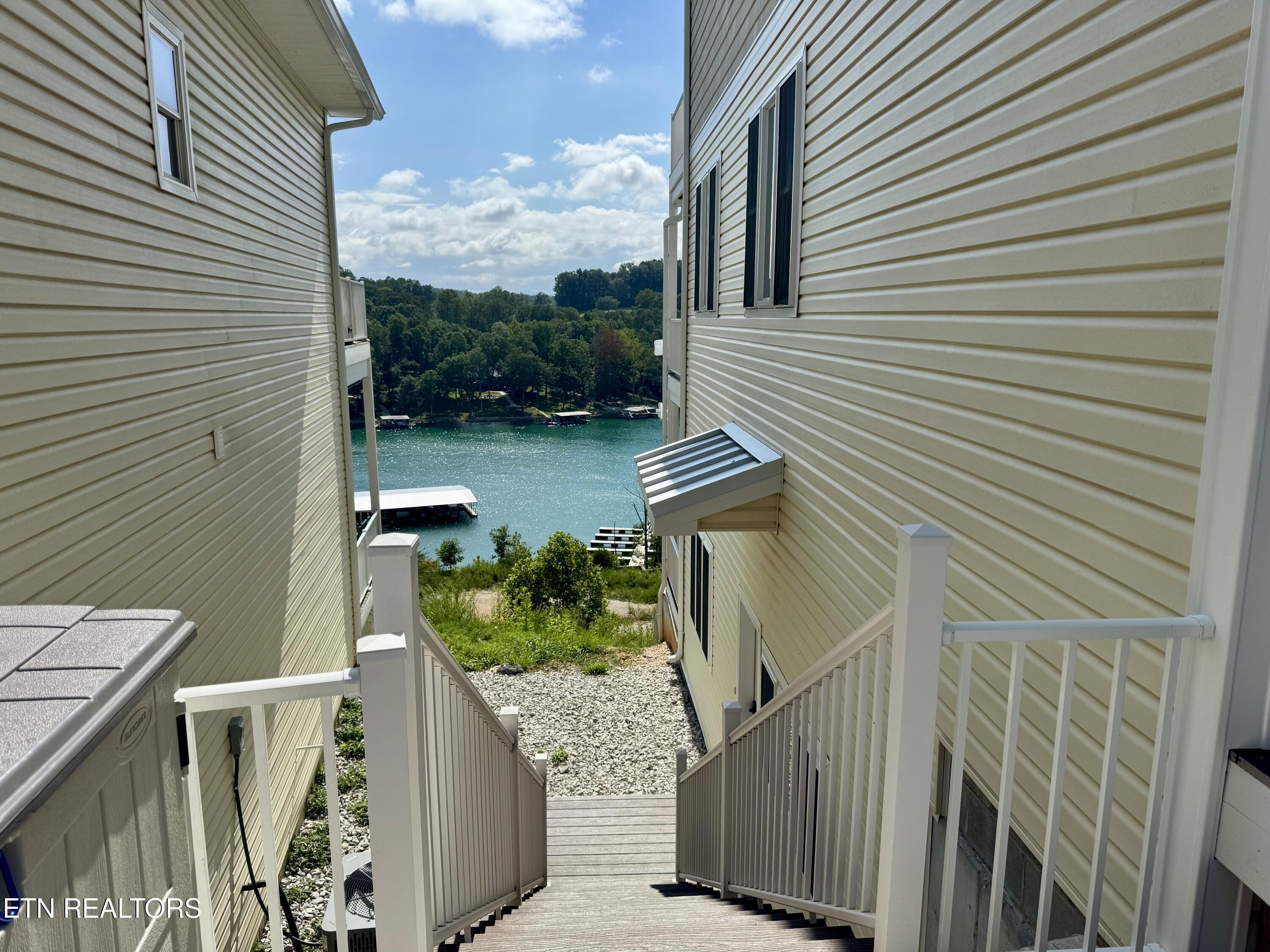207(B) N Deer Village Lane, Lafollette, TN - Norris Lake Real Estate - Image# 3