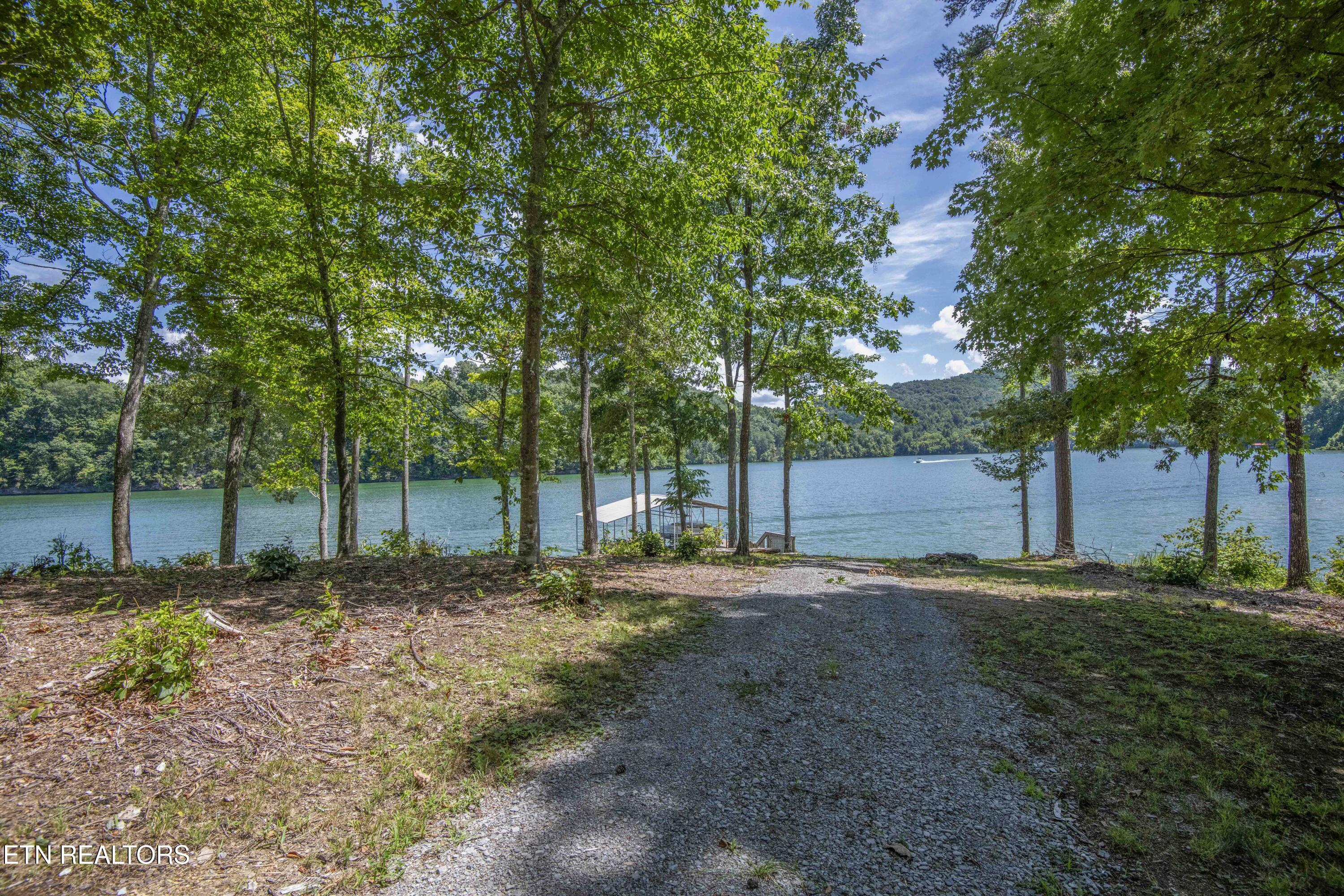 620 Bluff View Rd, New Tazewell, TN - Norris Lake Real Estate - Image# 10