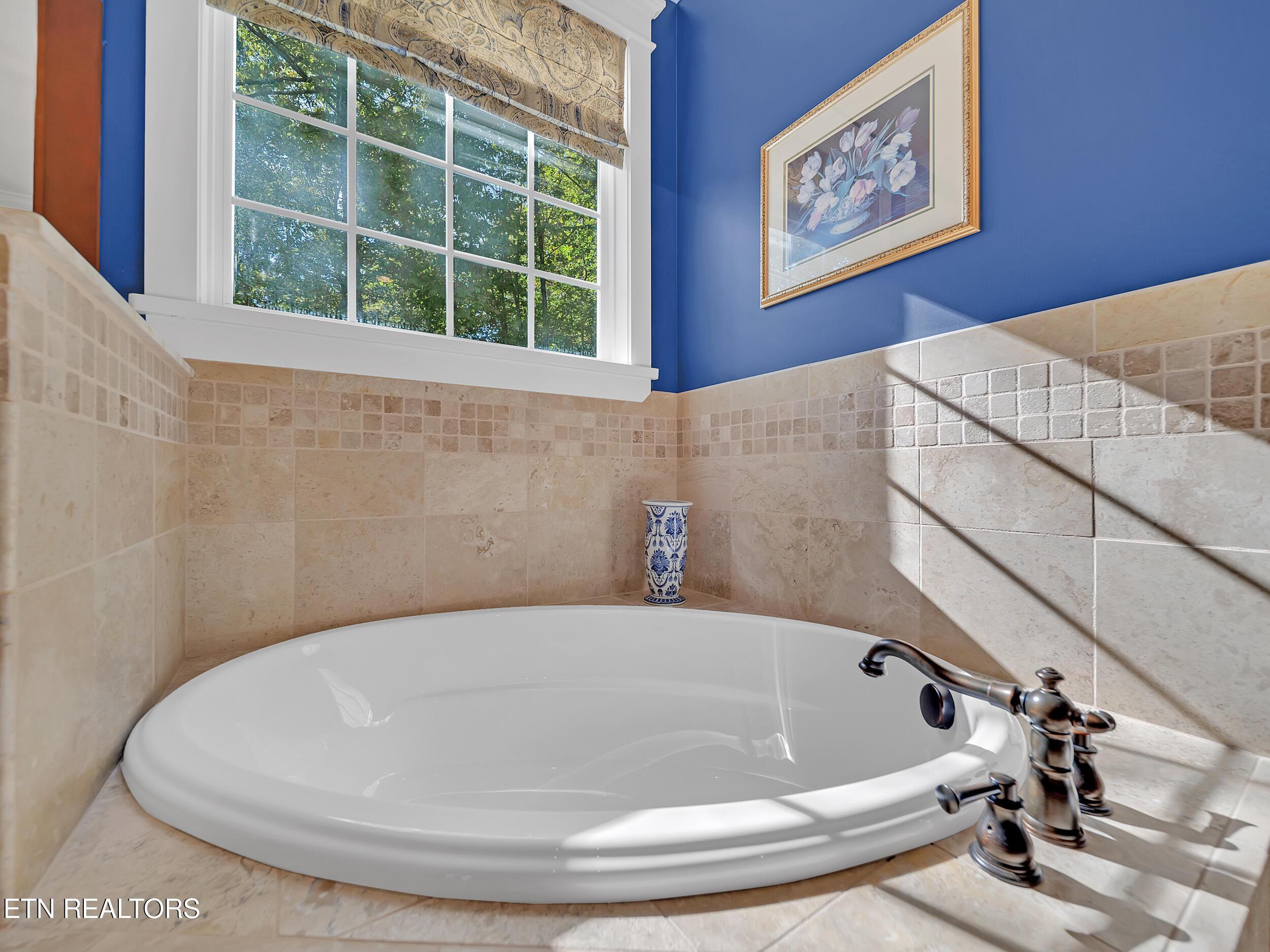 620 Bluff View Rd, New Tazewell, TN - Norris Lake Real Estate - Image# 68