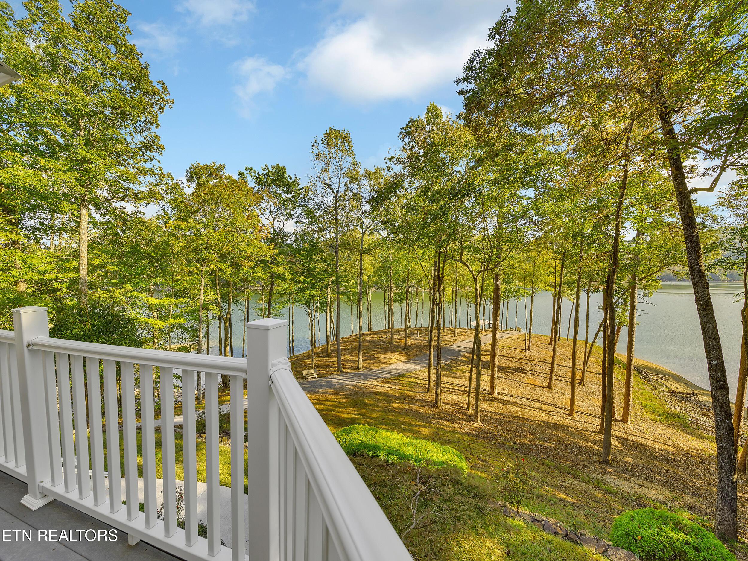 620 Bluff View Rd, New Tazewell, TN - Norris Lake Real Estate - Image# 32