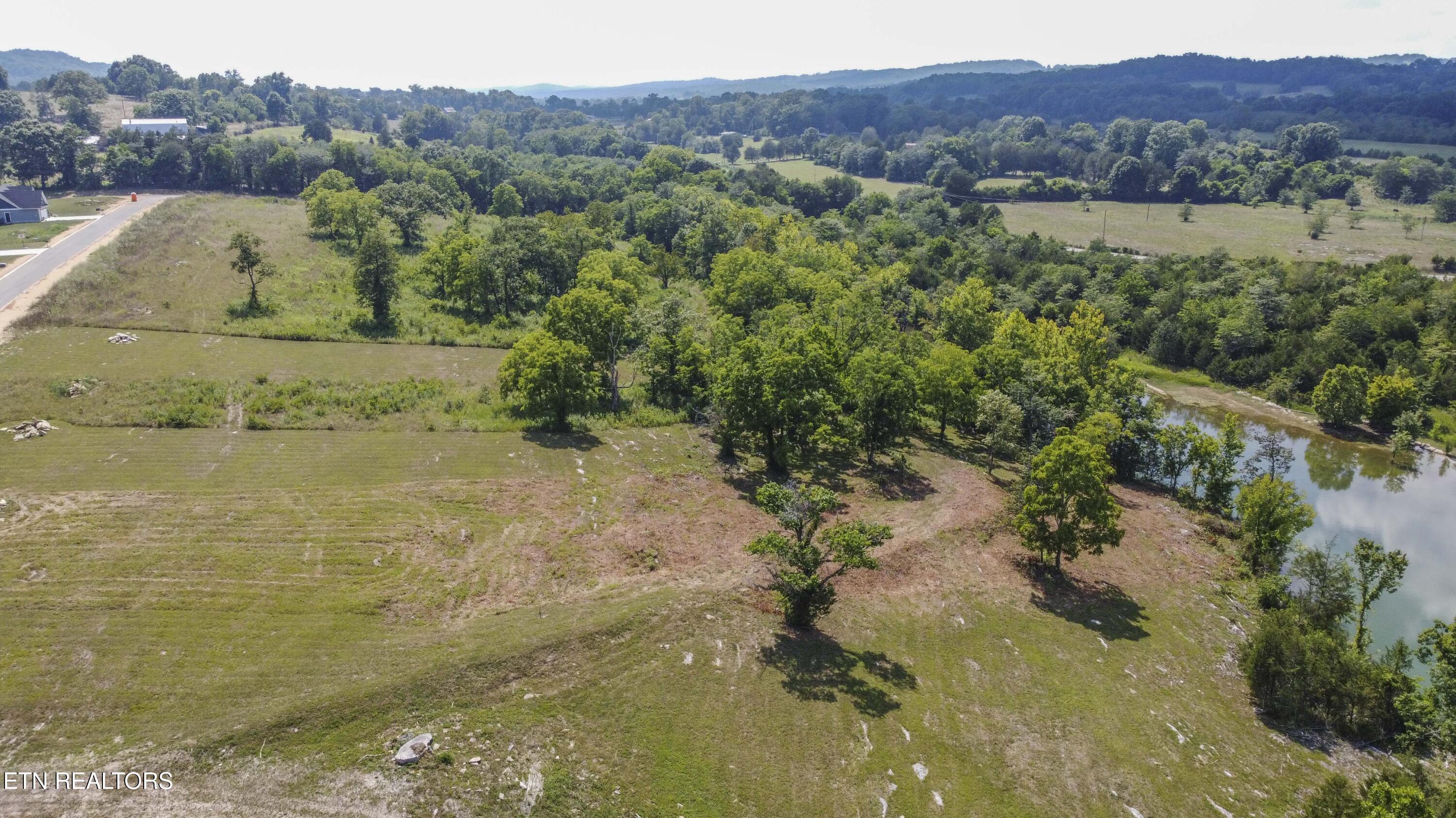 Waterfront Knl, Sharps Chapel, TN - Norris Lake Real Estate - Image# 10