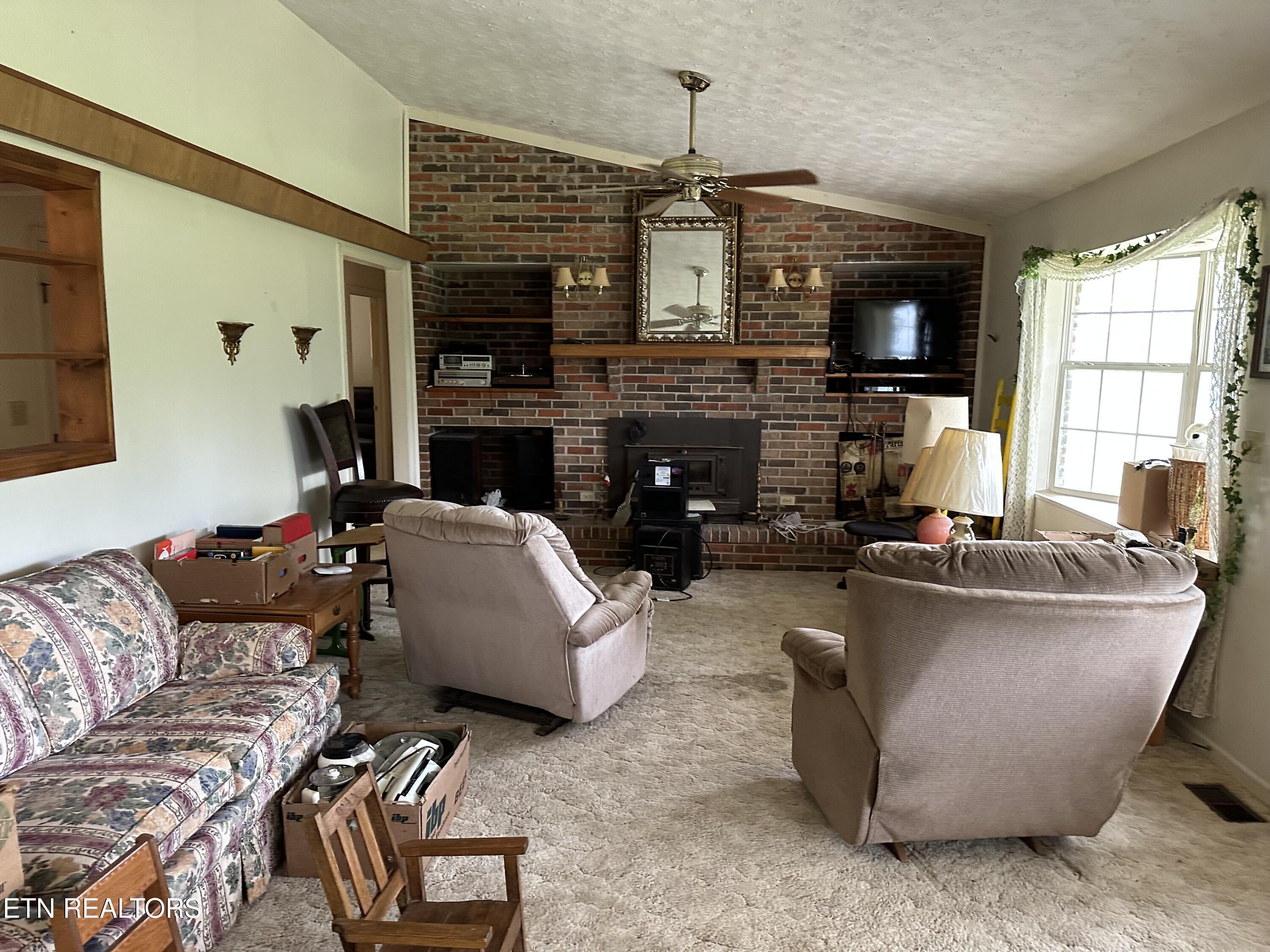 165 Bud Hatmaker Lane, Lafollette, TN - Norris Lake Real Estate - Image# 5