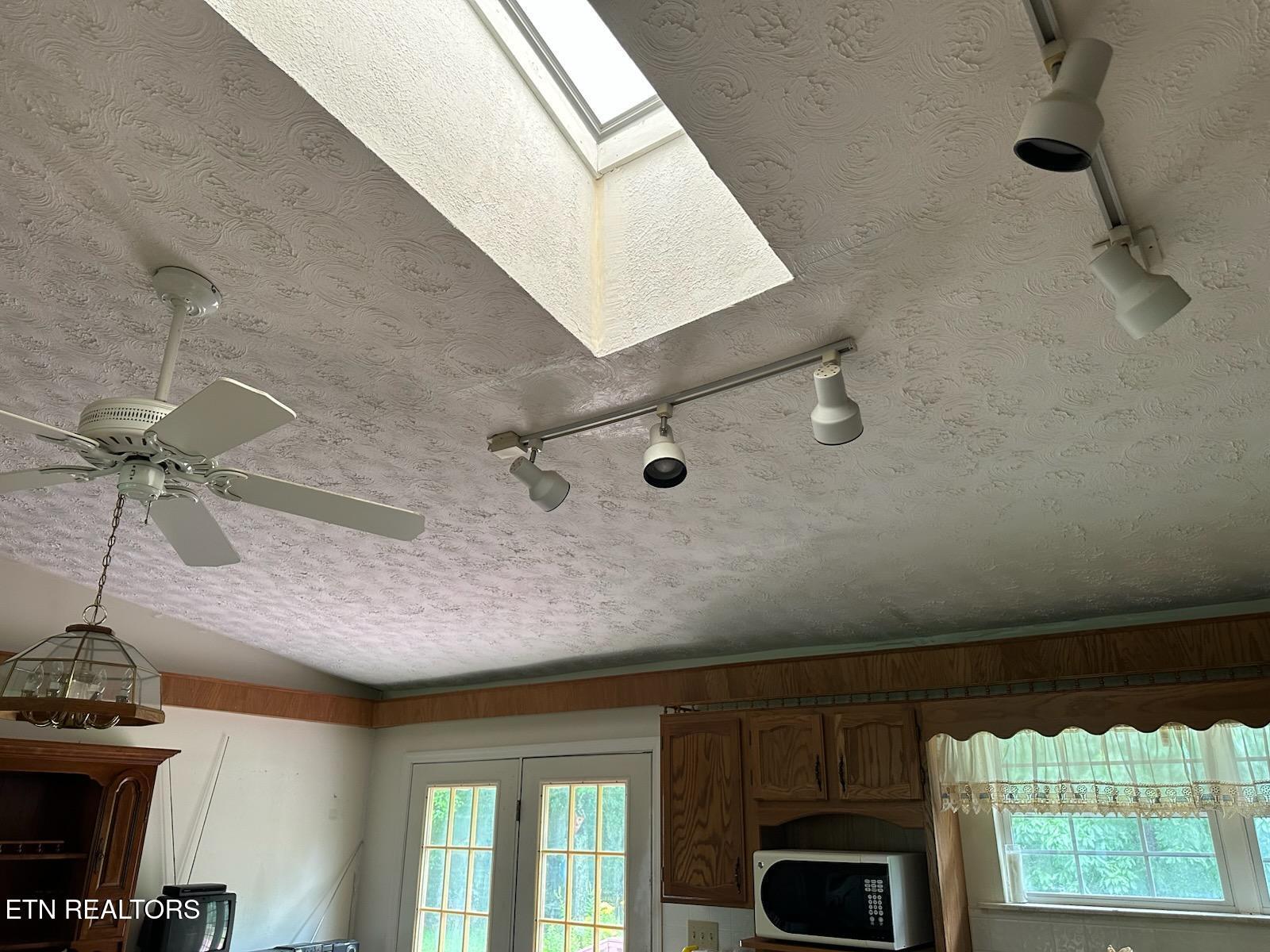 165 Bud Hatmaker Lane, Lafollette, TN - Norris Lake Real Estate - Image# 13