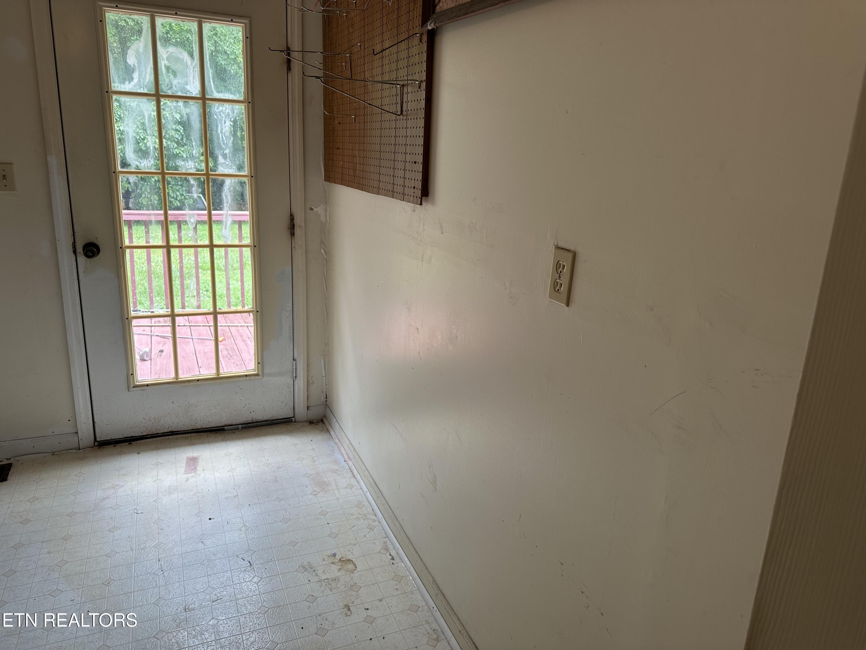 165 Bud Hatmaker Lane, Lafollette, TN - Norris Lake Real Estate - Image# 21