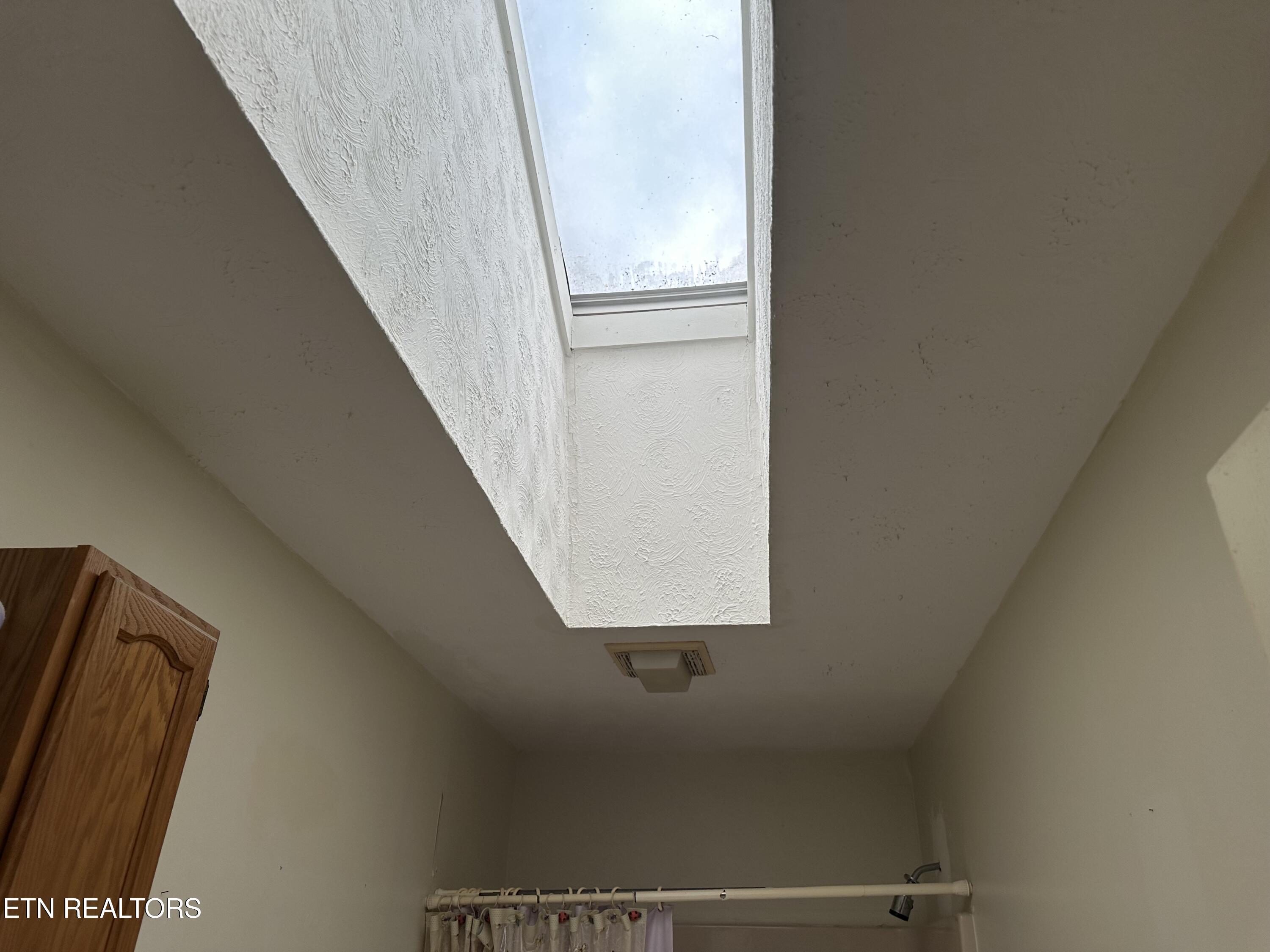 165 Bud Hatmaker Lane, Lafollette, TN - Norris Lake Real Estate - Image# 32