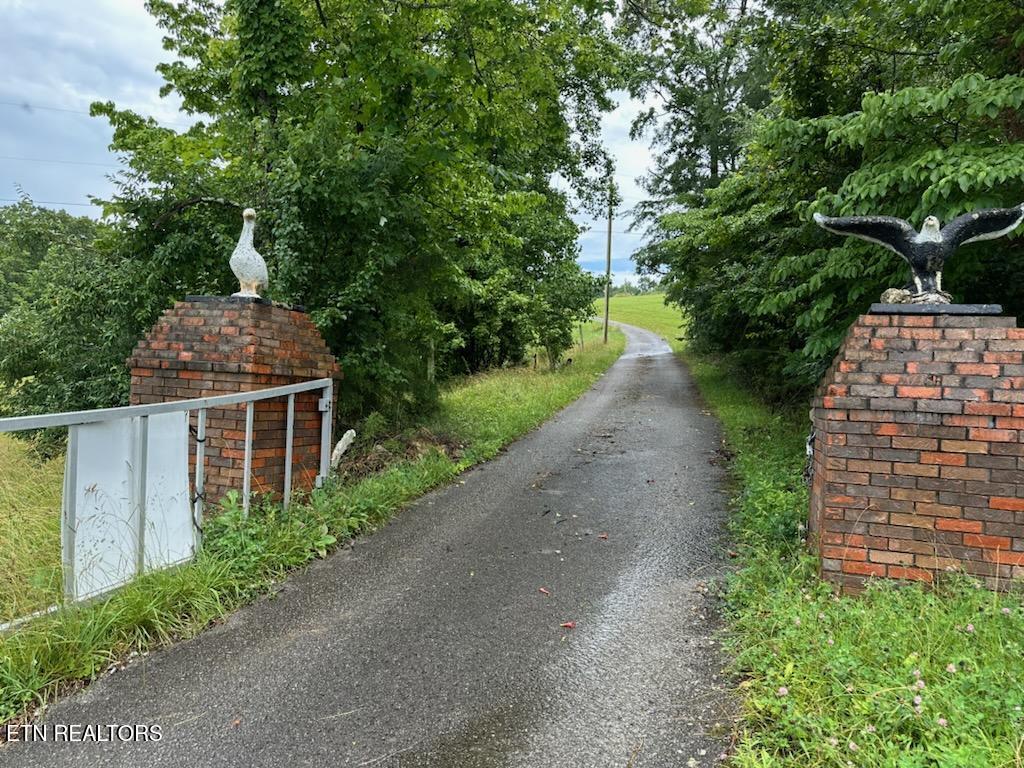 165 Bud Hatmaker Lane, Lafollette, TN - Norris Lake Real Estate - Image# 43