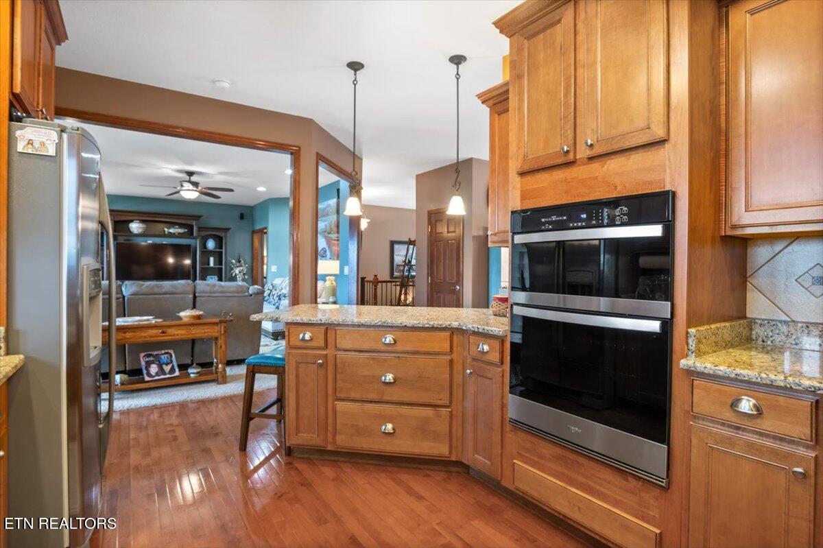 124 Smokeys Point, Lafollette, TN - Norris Lake Real Estate - Image# 17