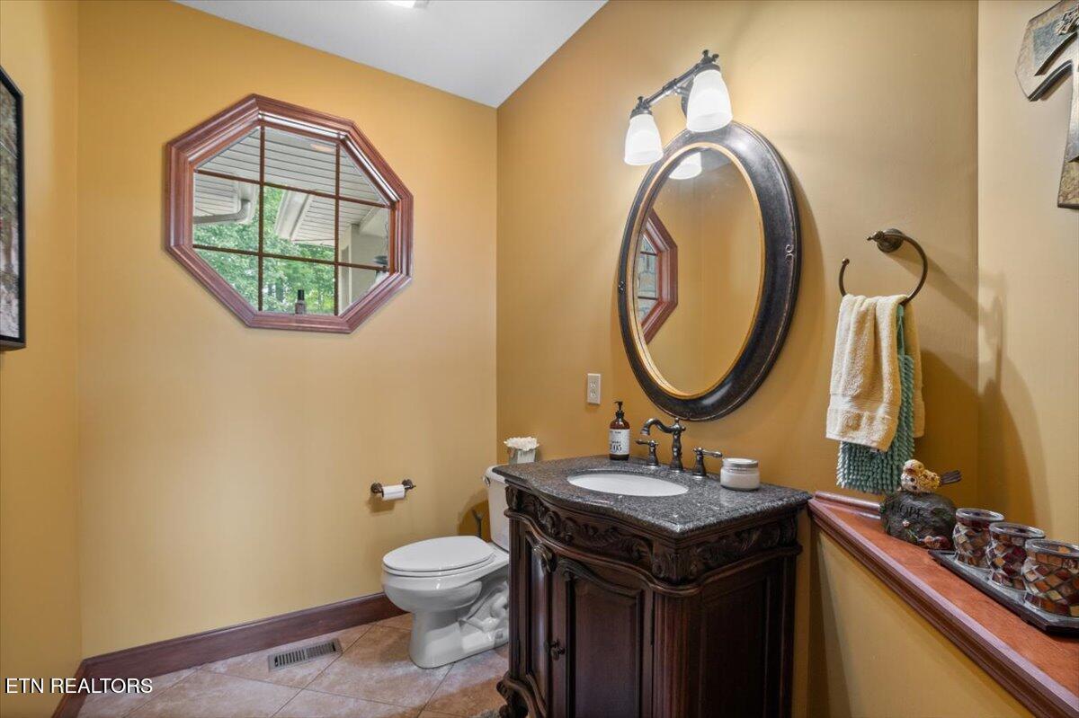 124 Smokeys Point, Lafollette, TN - Norris Lake Real Estate - Image# 32