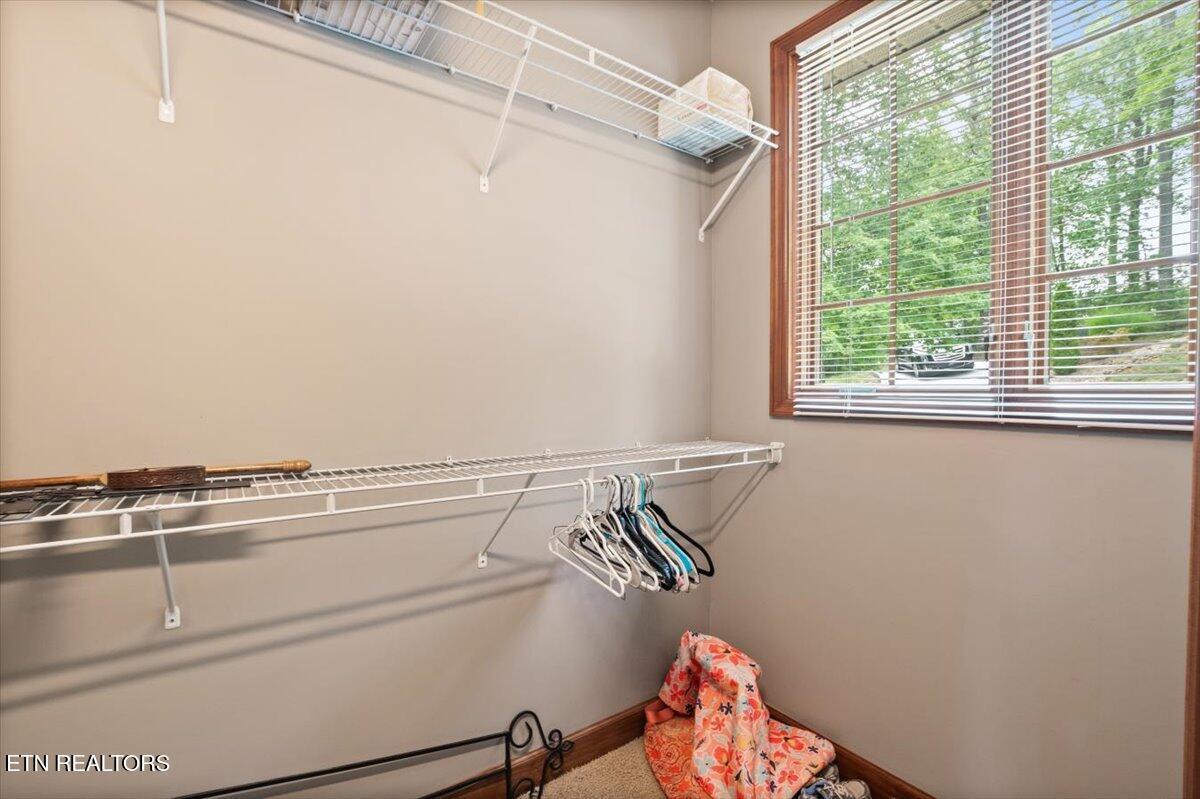 124 Smokeys Point, Lafollette, TN - Norris Lake Real Estate - Image# 38