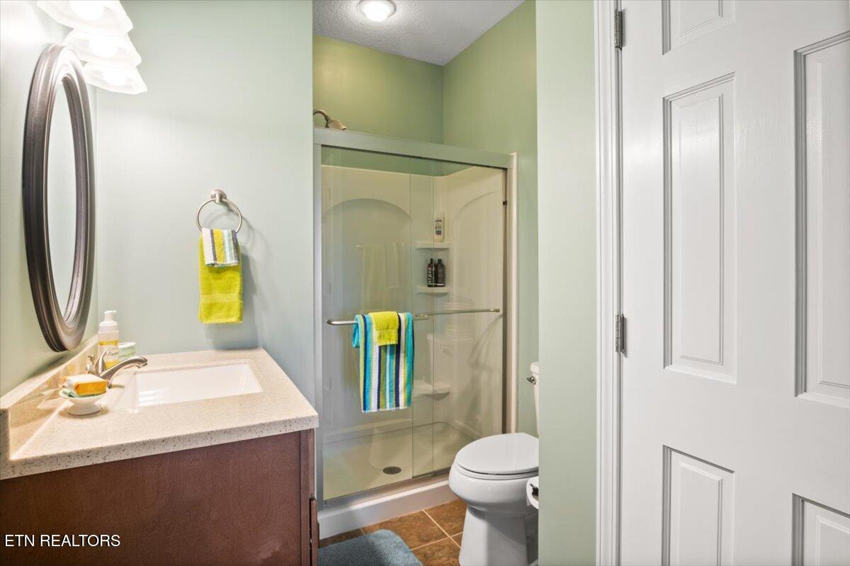 124 Smokeys Point, Lafollette, TN - Norris Lake Real Estate - Image# 39