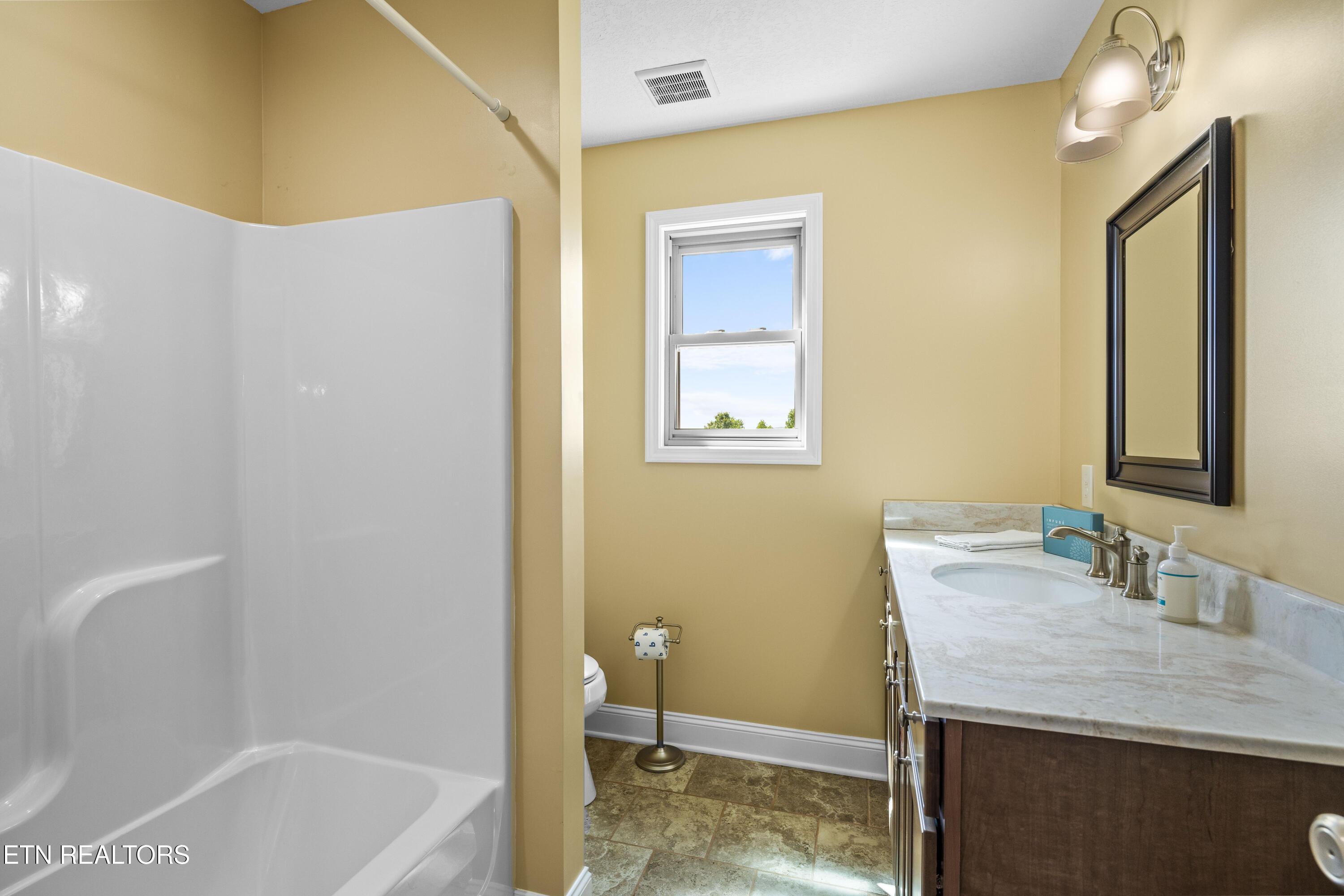 400 Panoramic Drive, Maynardville, TN - Norris Lake Real Estate - Image# 32