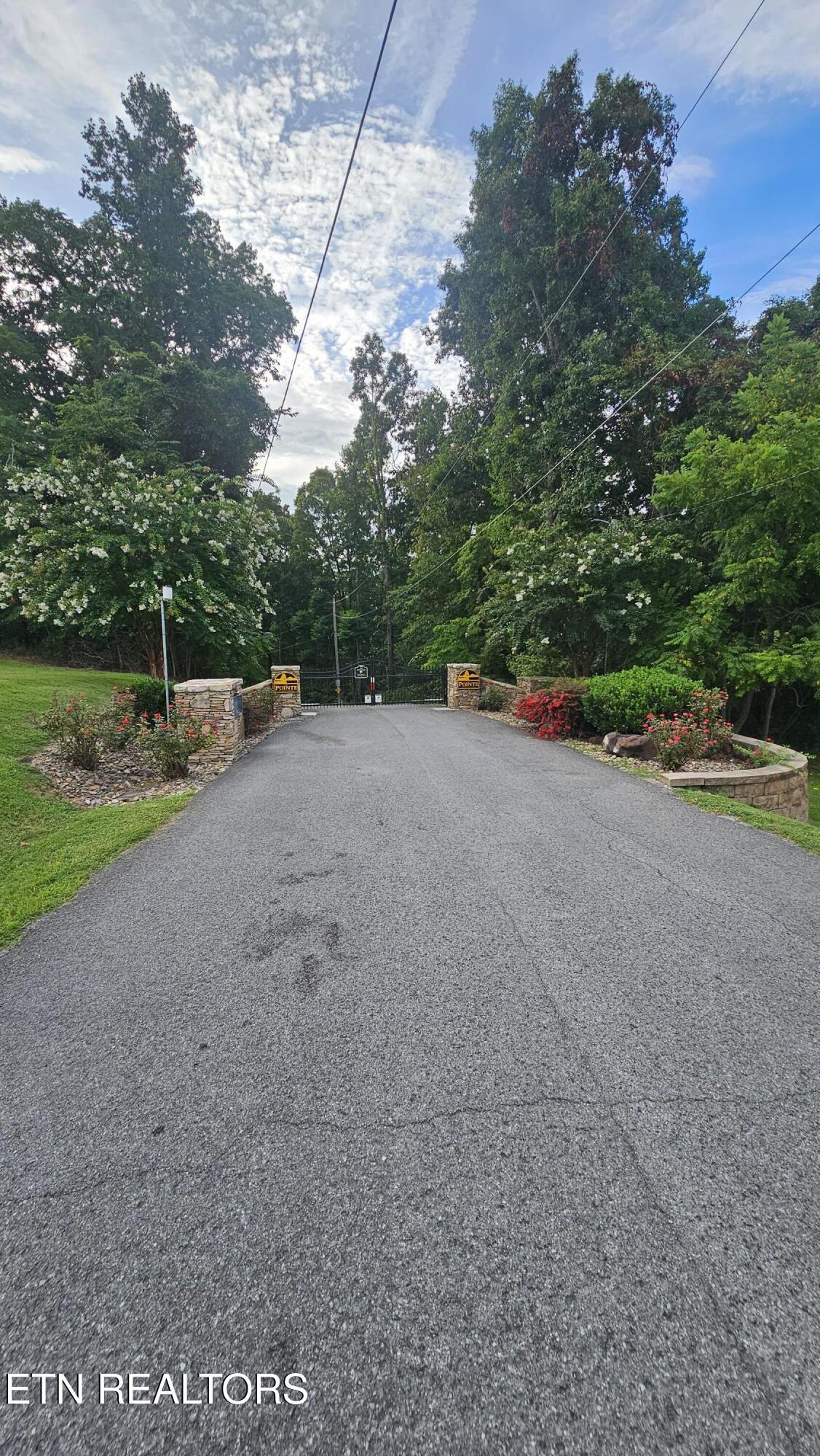 Shanghai Landing Lane, Lafollette, TN - Norris Lake Real Estate - Image# 1