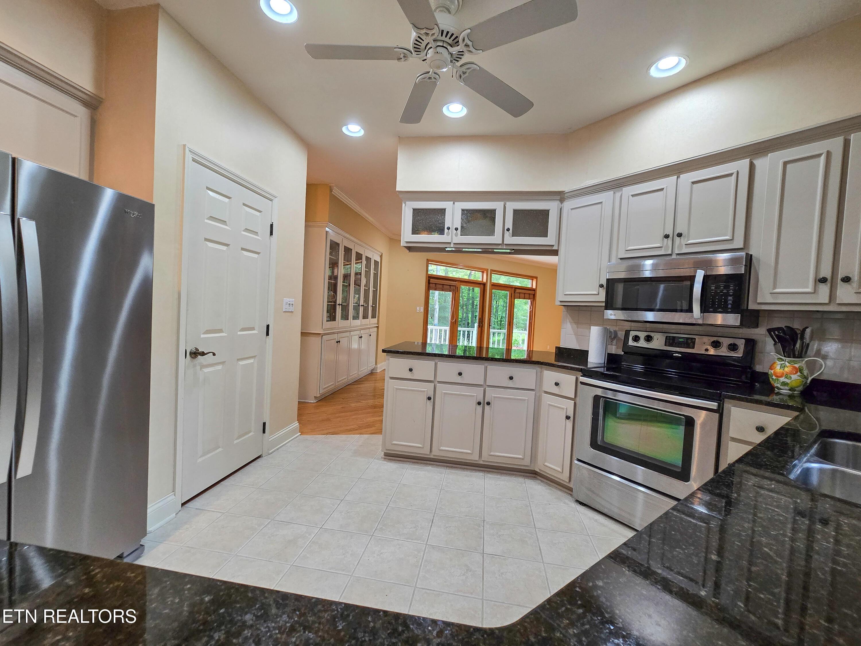337 Fox Ridge Lane, Caryville, TN - Norris Lake Real Estate - Image# 10
