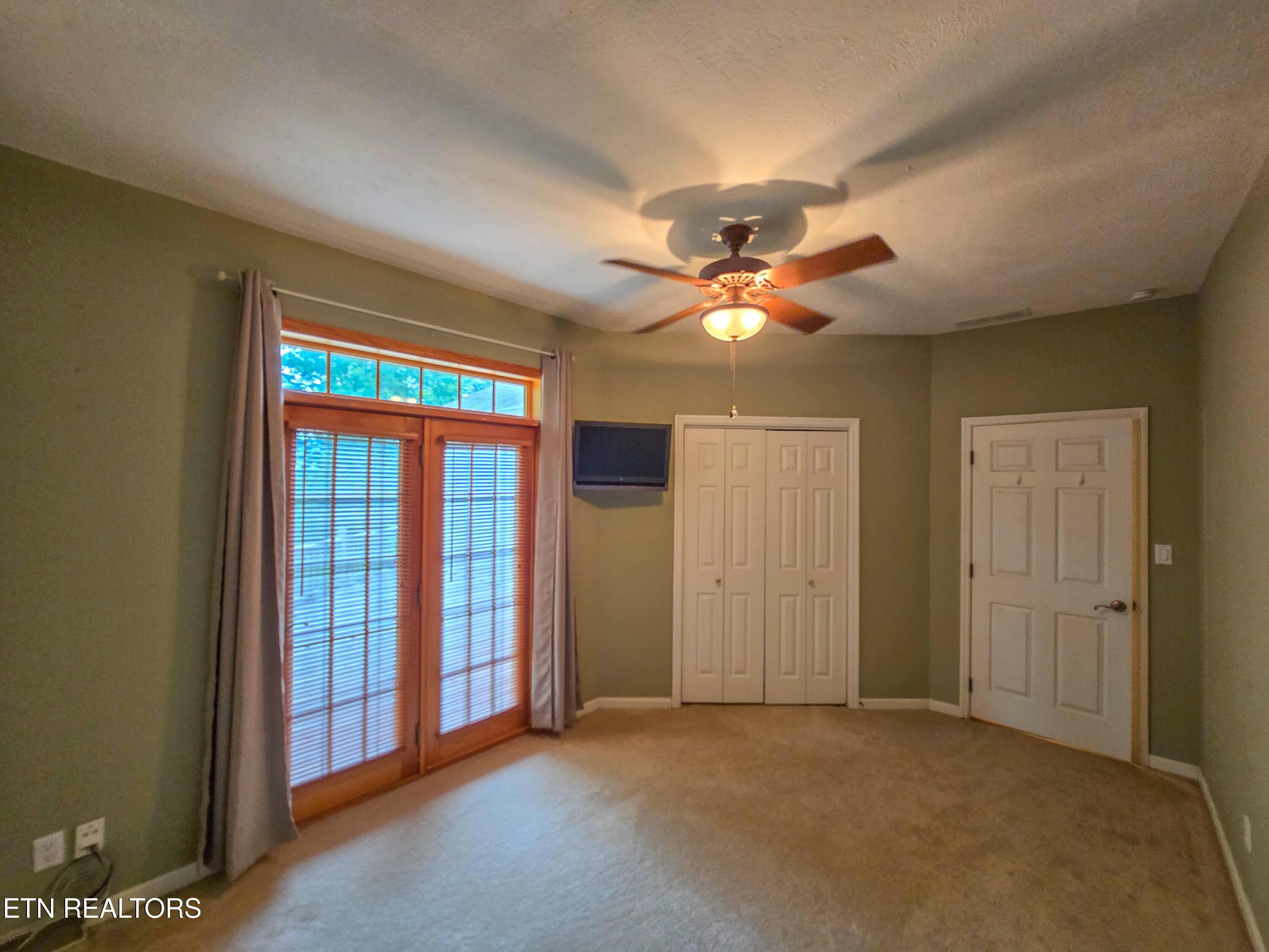 337 Fox Ridge Lane, Caryville, TN - Norris Lake Real Estate - Image# 13