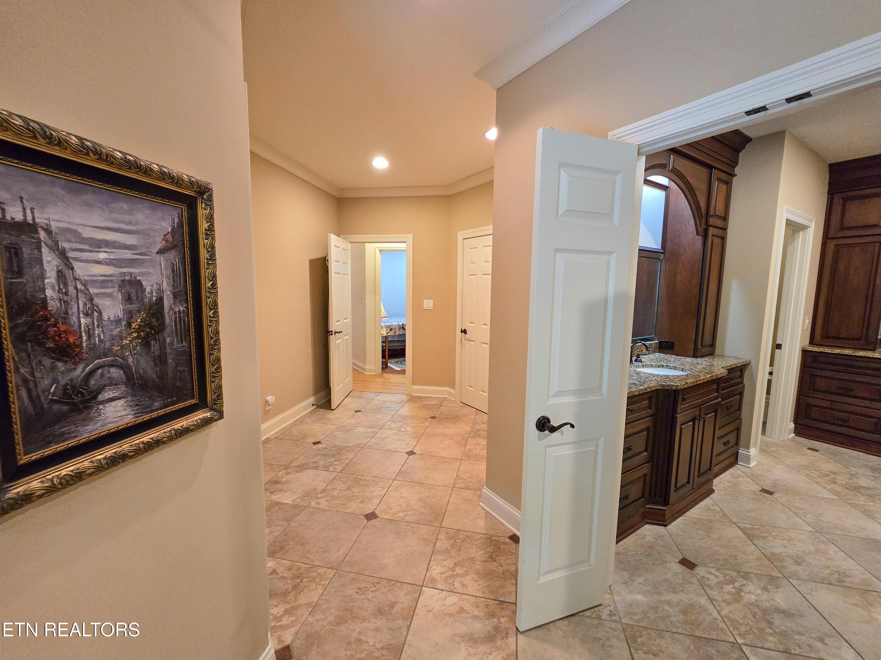 337 Fox Ridge Lane, Caryville, TN - Norris Lake Real Estate - Image# 19