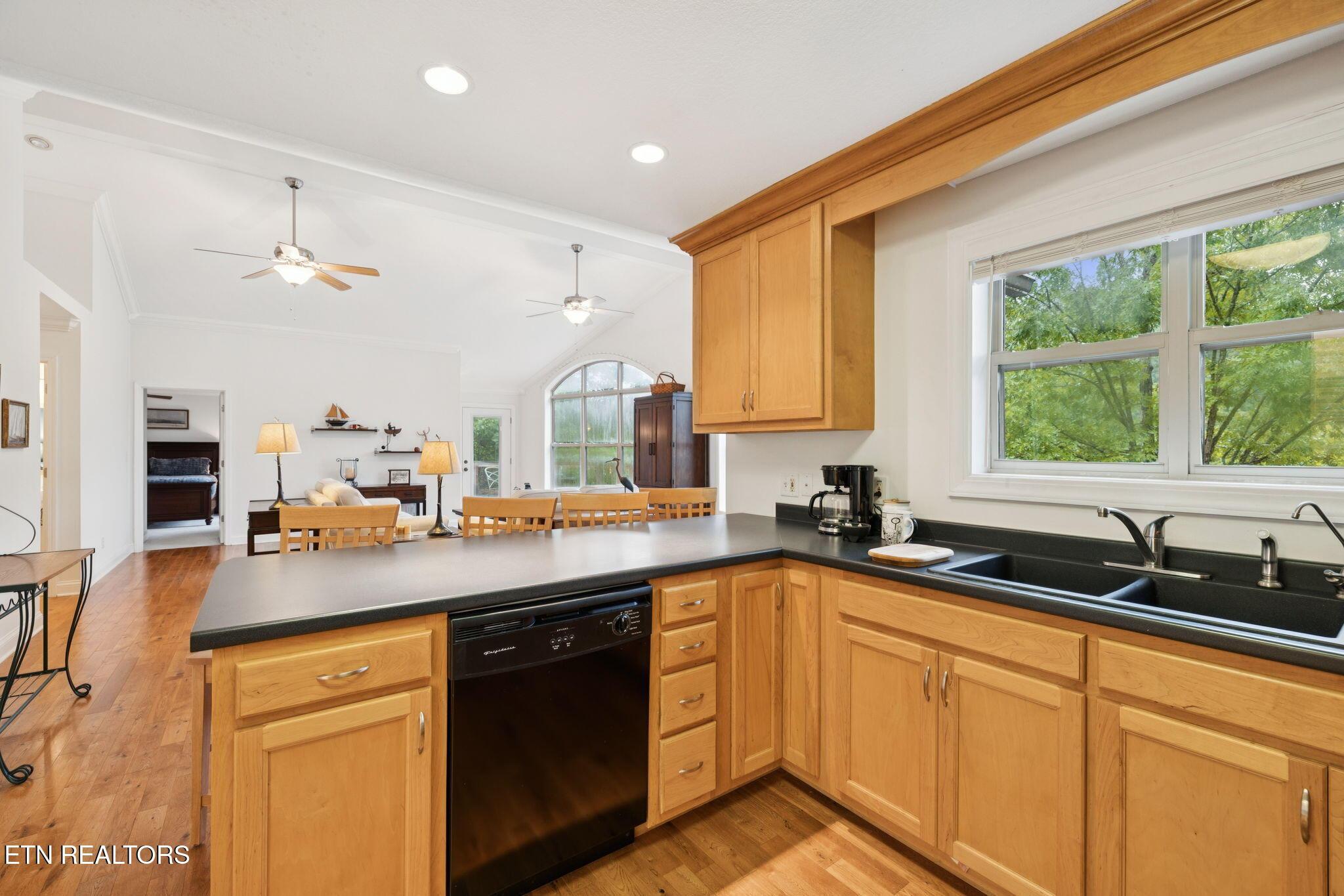 253 Broyles Drive, Caryville, TN - Norris Lake Real Estate - Image# 13