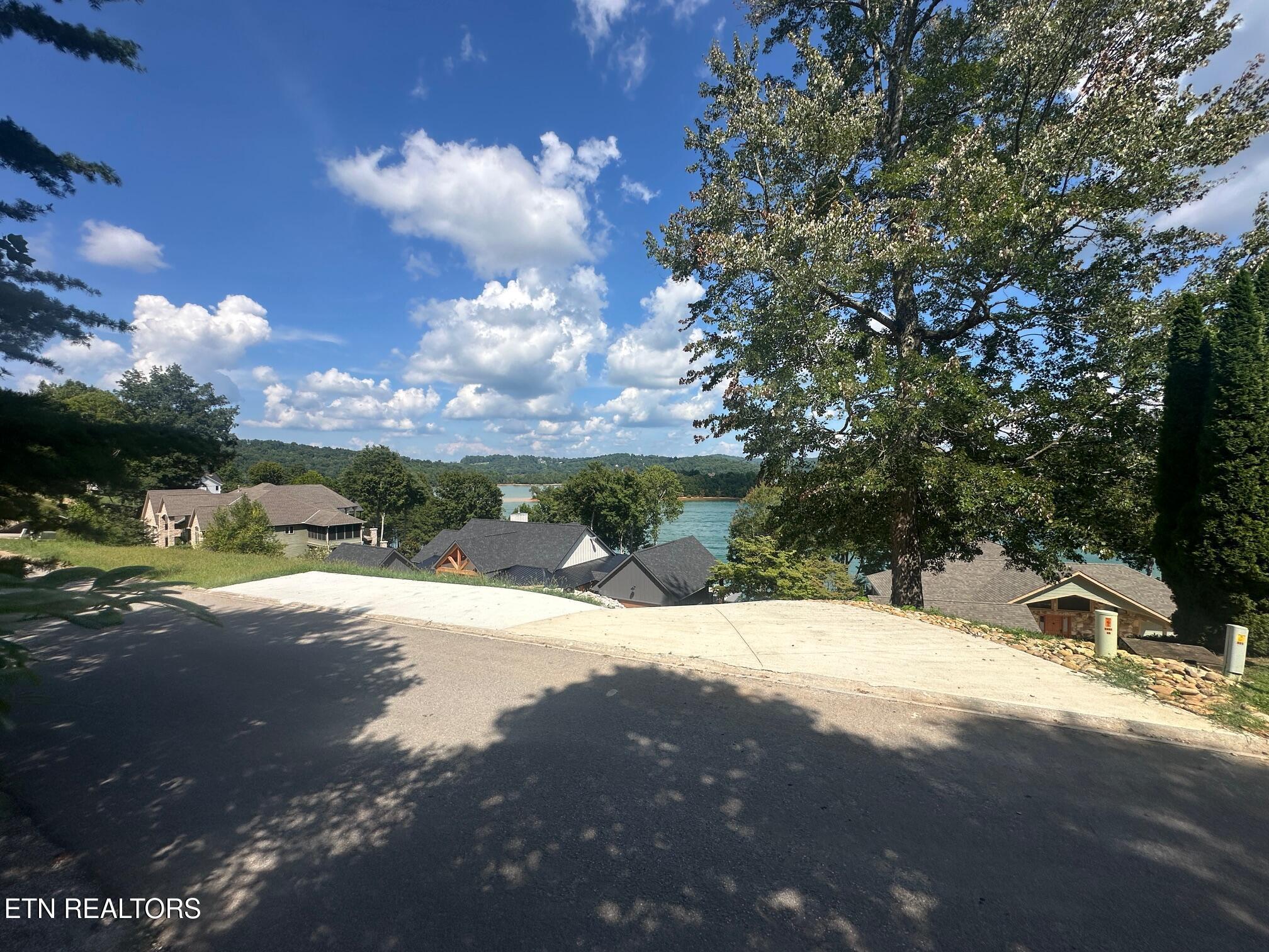 Norris Crest Drive, Lafollette, TN - Norris Lake Real Estate - Image# 26