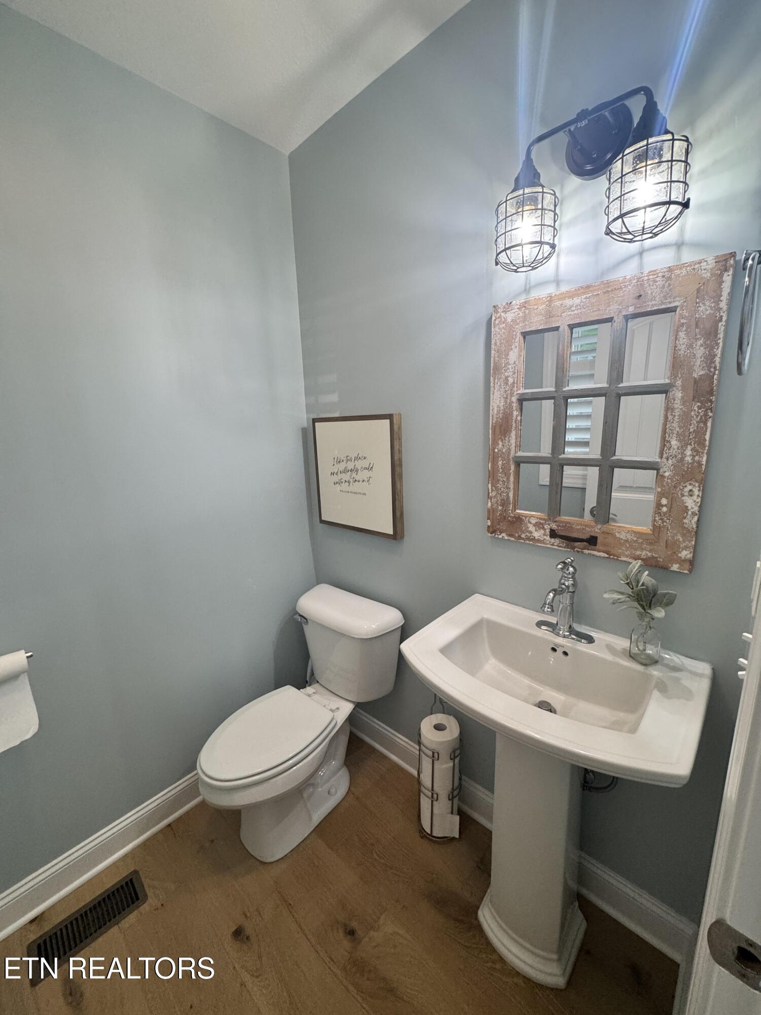1401 Lakeview Drive, Sharps Chapel, TN - Norris Lake Real Estate - Image# 7