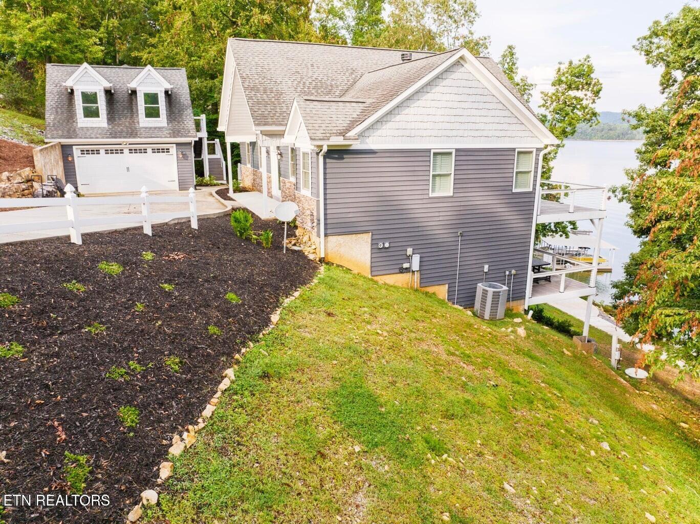 1401 Lakeview Drive, Sharps Chapel, TN - Norris Lake Real Estate - Image# 3