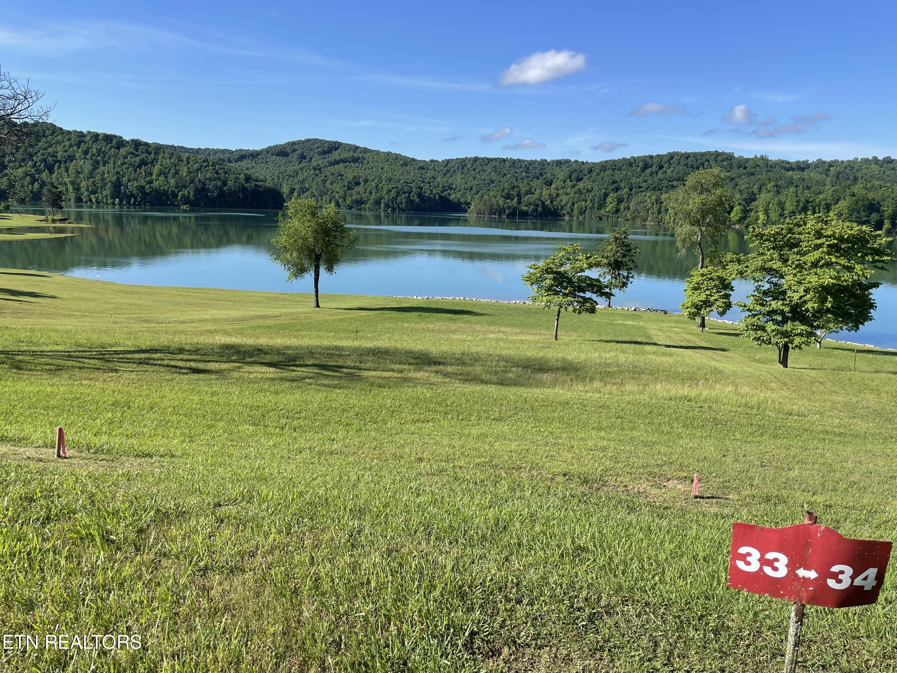 1 Crown Pointe Rd, Lafollette, TN - Norris Lake Real Estate - Image# 1