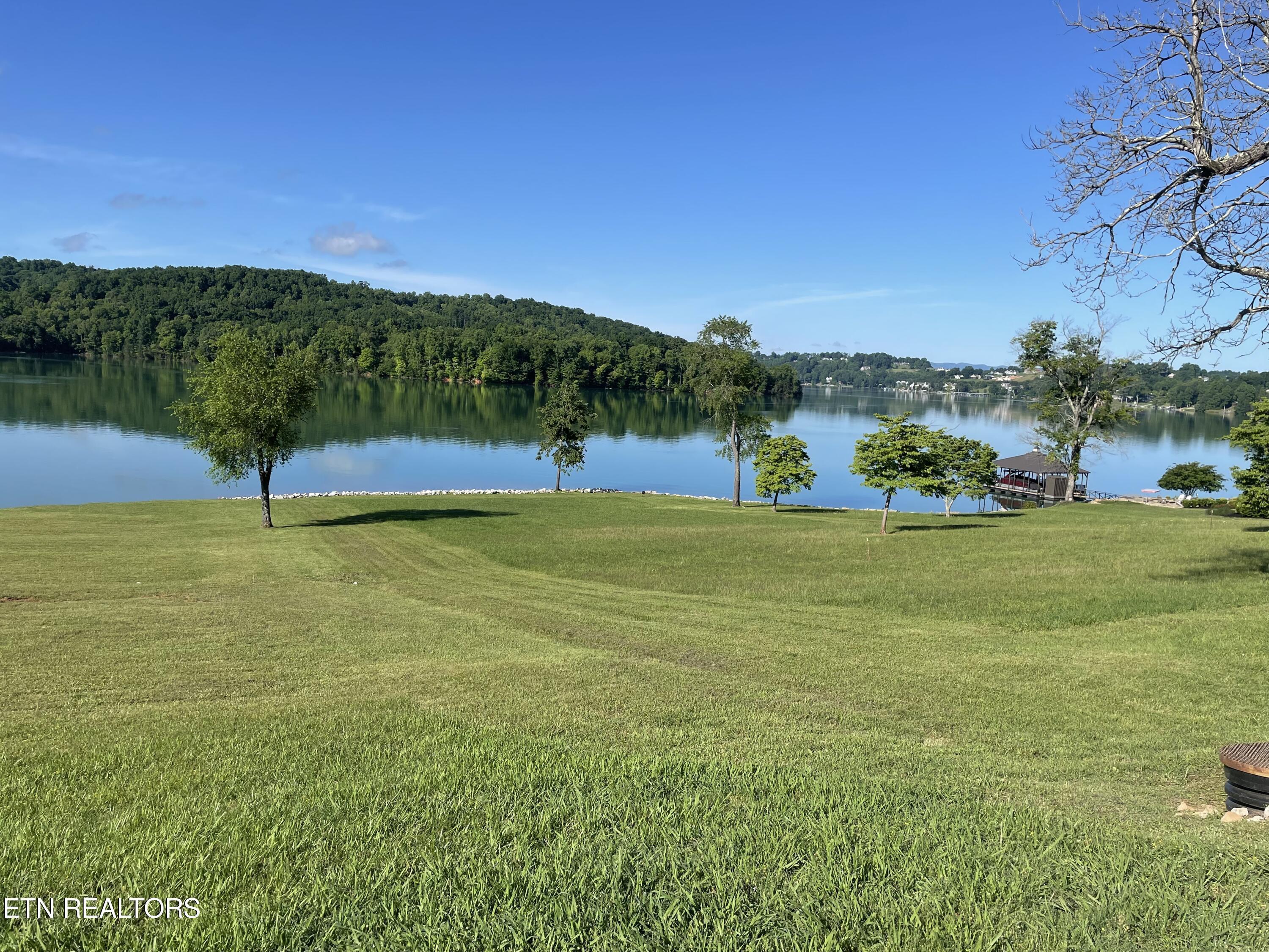 1 Crown Pointe Rd, Lafollette, TN - Norris Lake Real Estate - Image# 6