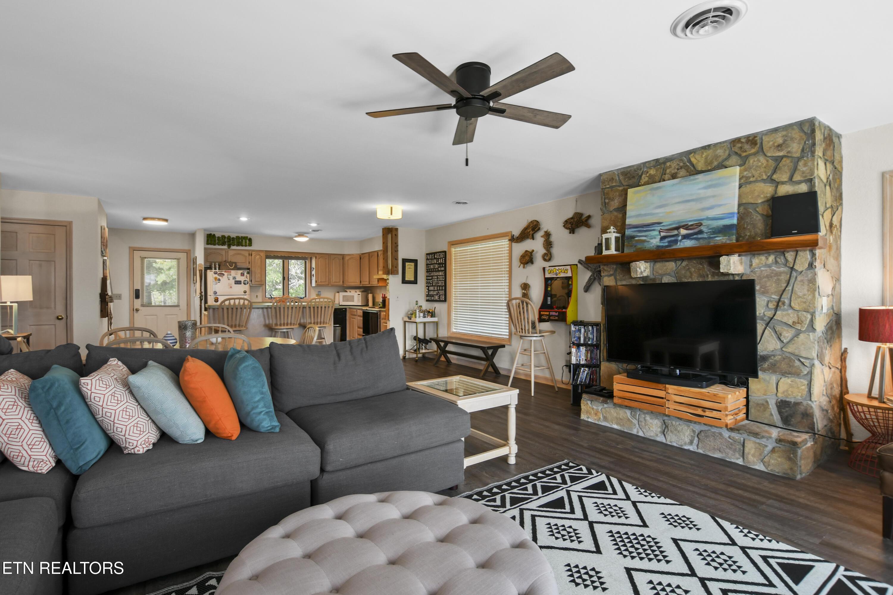 1231 Deerfield Way, Lafollette, TN - Norris Lake Real Estate - Image# 15