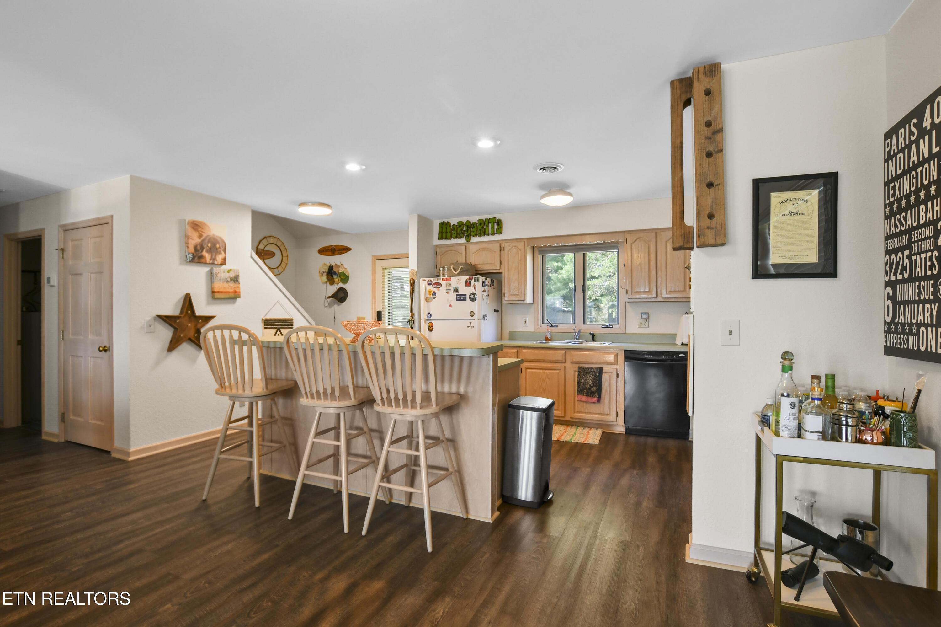 1231 Deerfield Way, Lafollette, TN - Norris Lake Real Estate - Image# 6