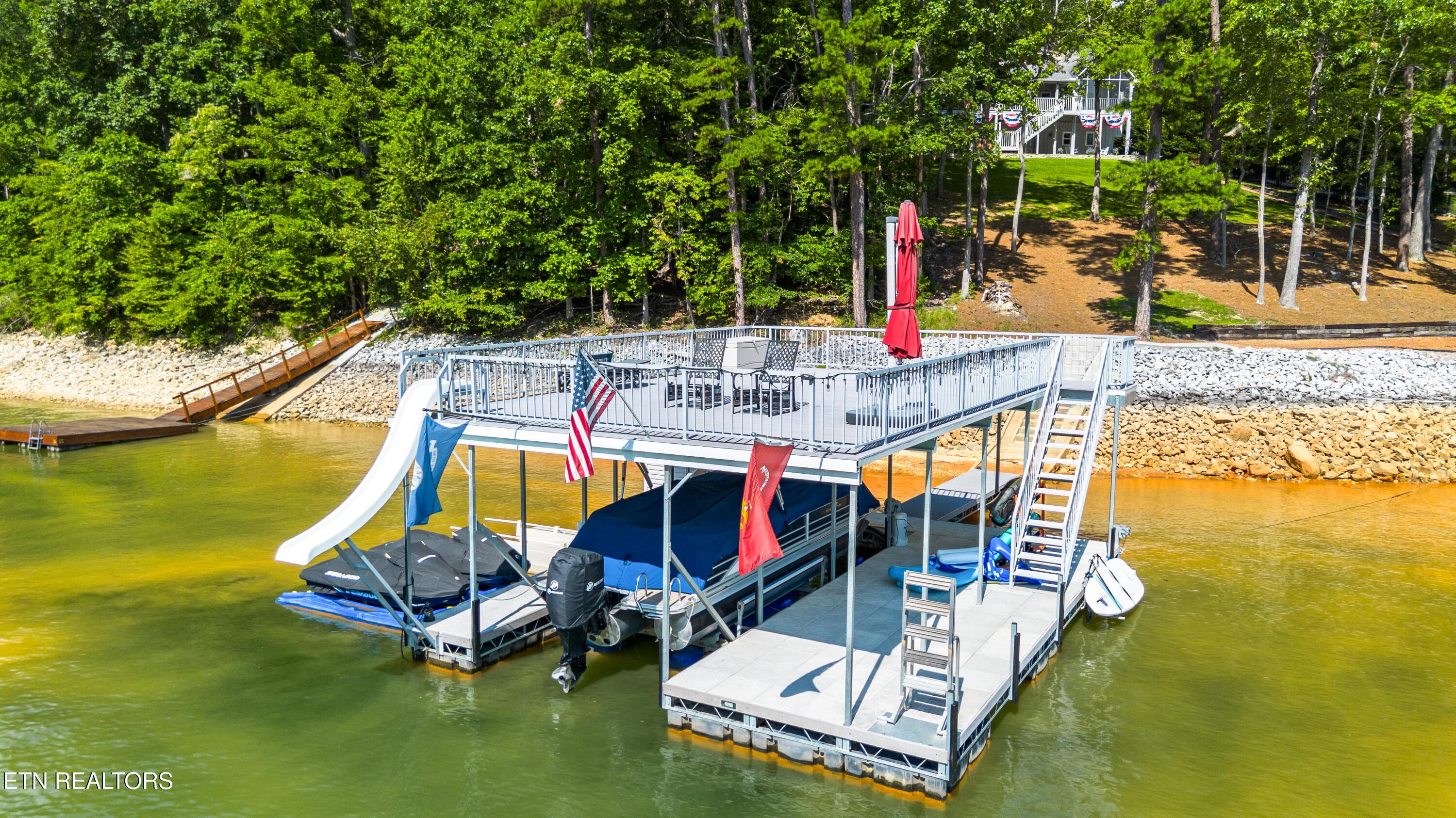 961 Foxridge Lane, Caryville, TN - Norris Lake Real Estate - Image# 12