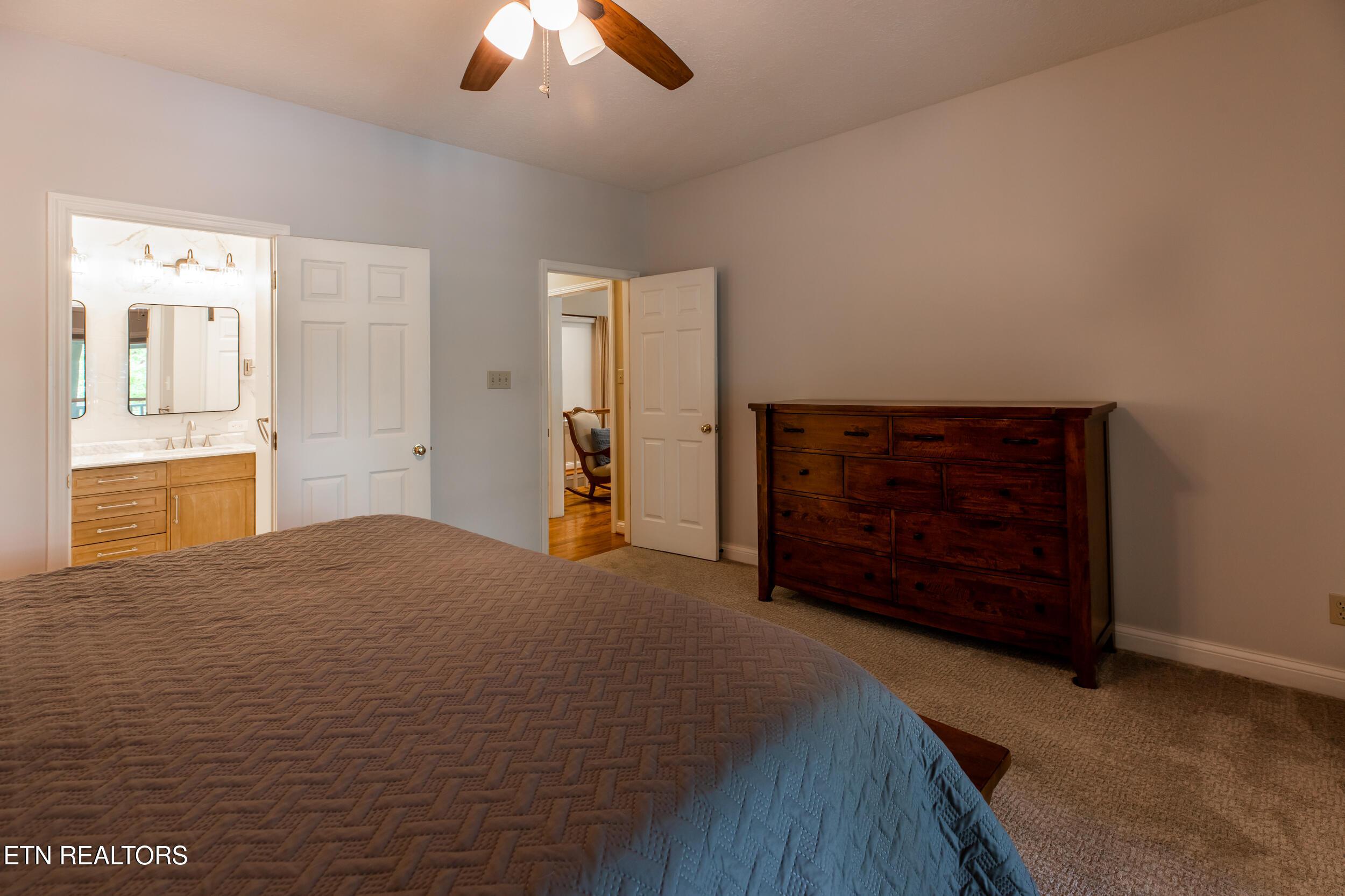 961 Foxridge Lane, Caryville, TN - Norris Lake Real Estate - Image# 33