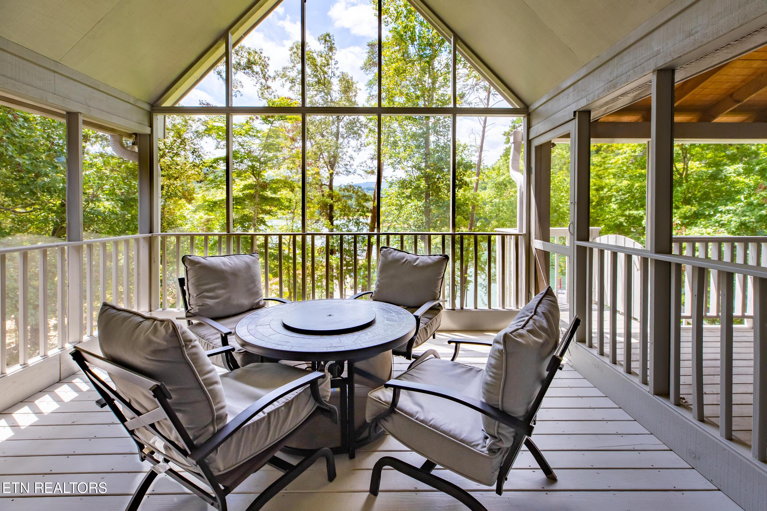 961 Foxridge Lane, Caryville, TN - Norris Lake Real Estate - Image# 32