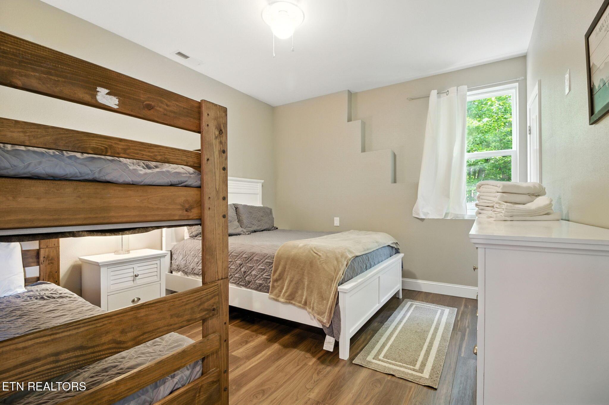 Norris Lake Real Estate - Image# 32