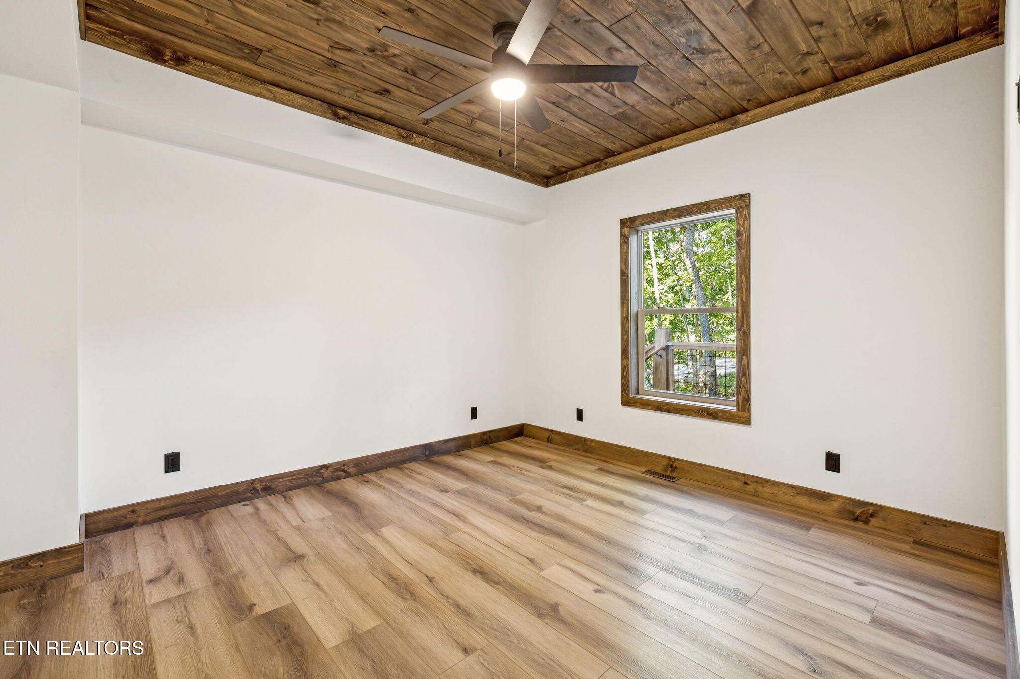 Norris Lake Real Estate - Image# 21